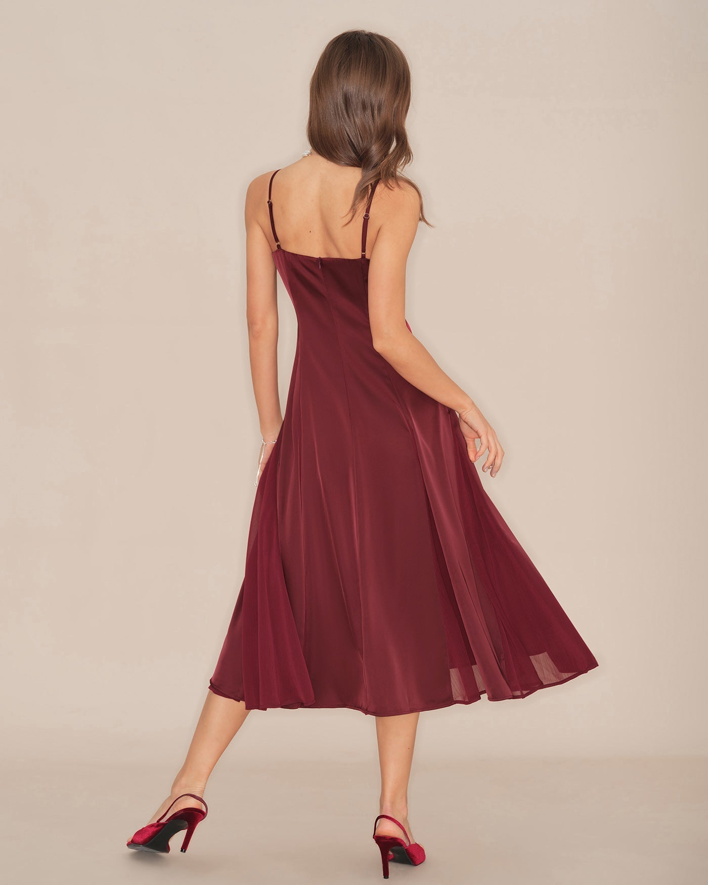 Vestido Midi Slip Acampanado — Granate
