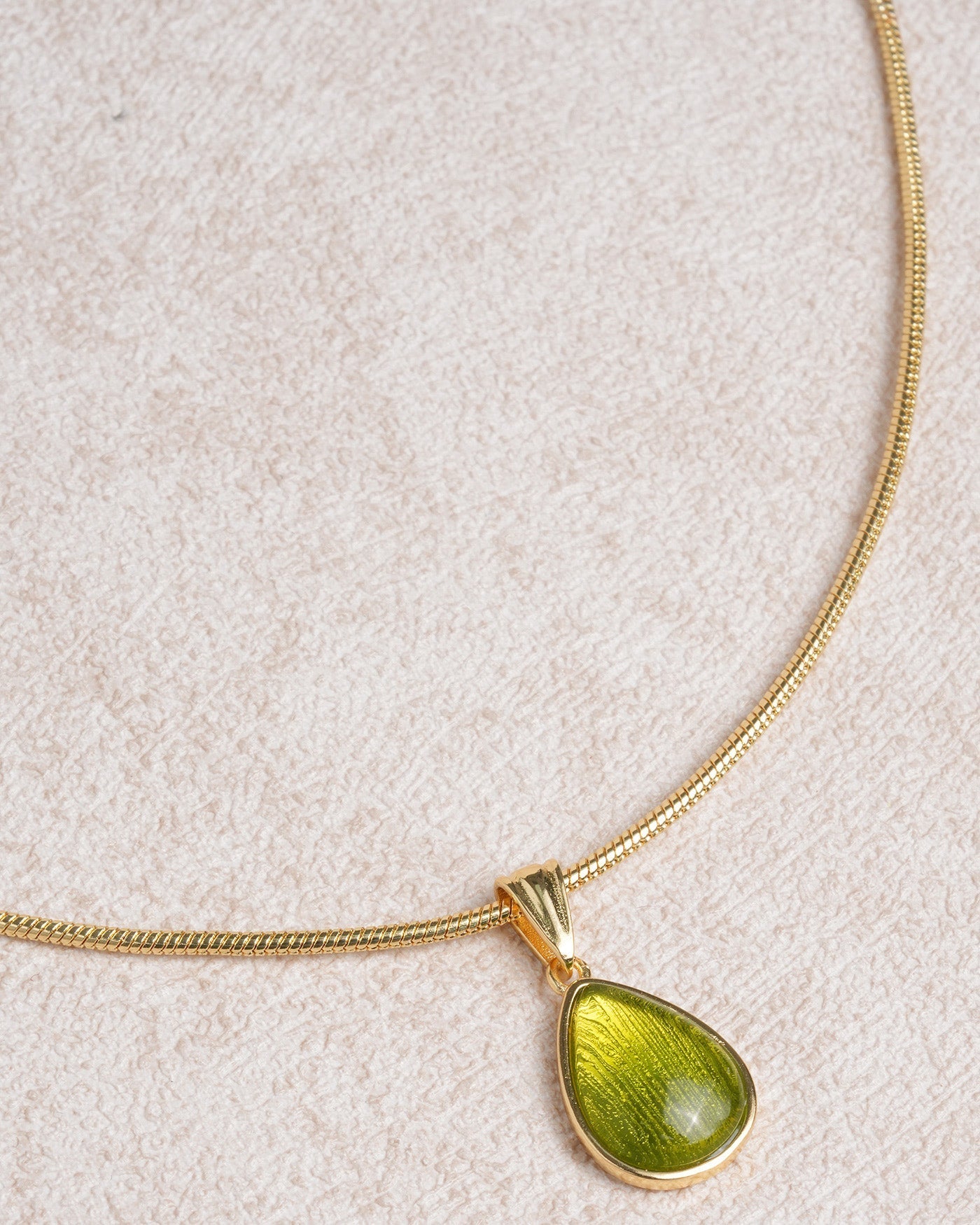 Collar Lágrima — Dorado