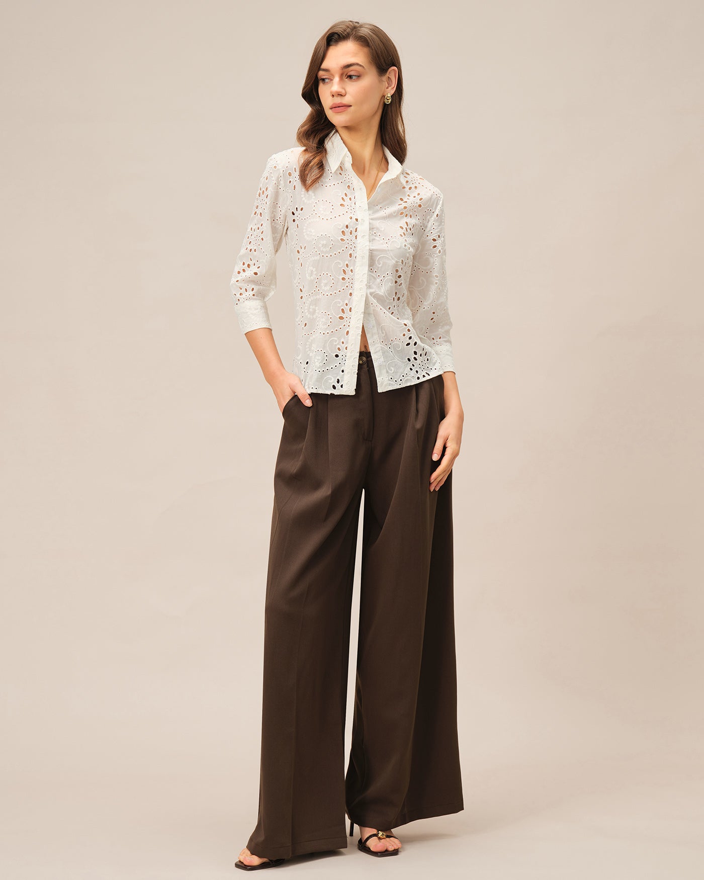 Camisa Floral Texturizada con Cuello — Blanco Roto