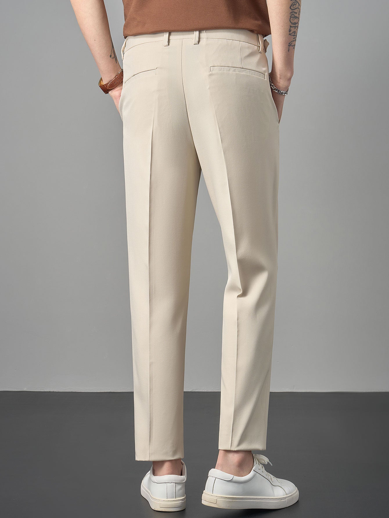 Pantalones ajustados cónicos de Nápoles