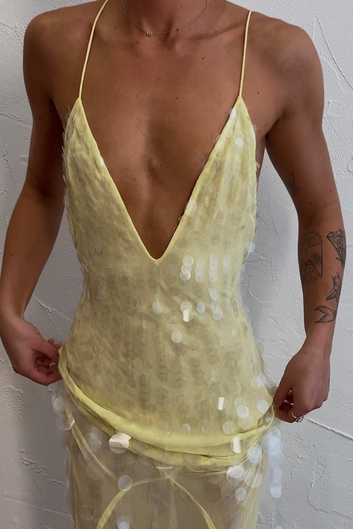 Tahlia – Sleeveless V-Neck Maxi Dress