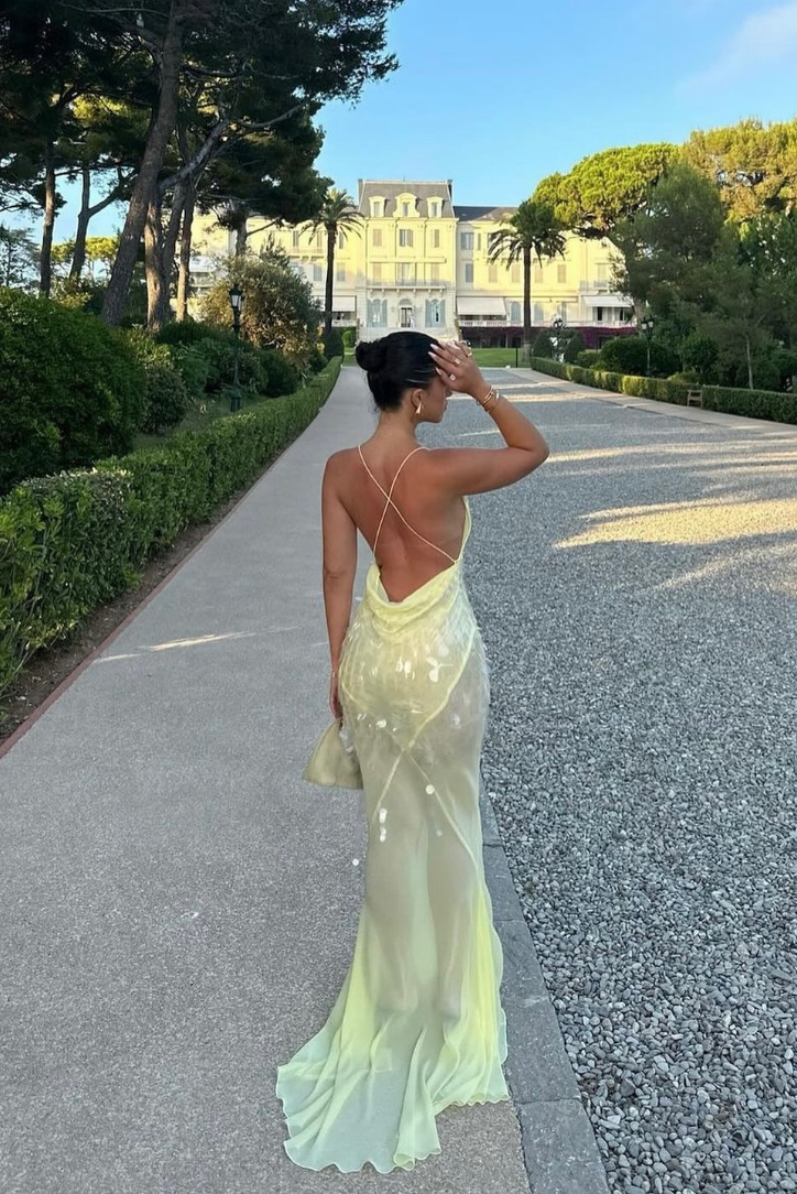 Tahlia – Sleeveless V-Neck Maxi Dress
