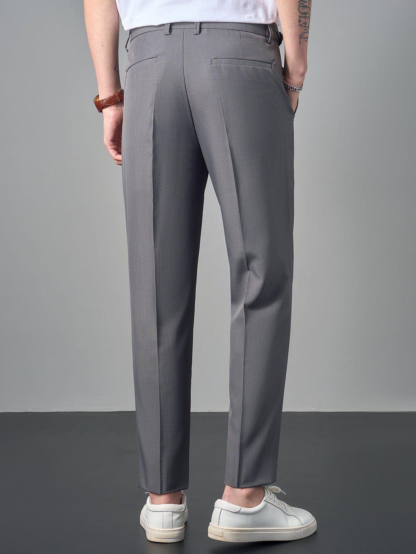 Pantalones ajustados cónicos de Nápoles