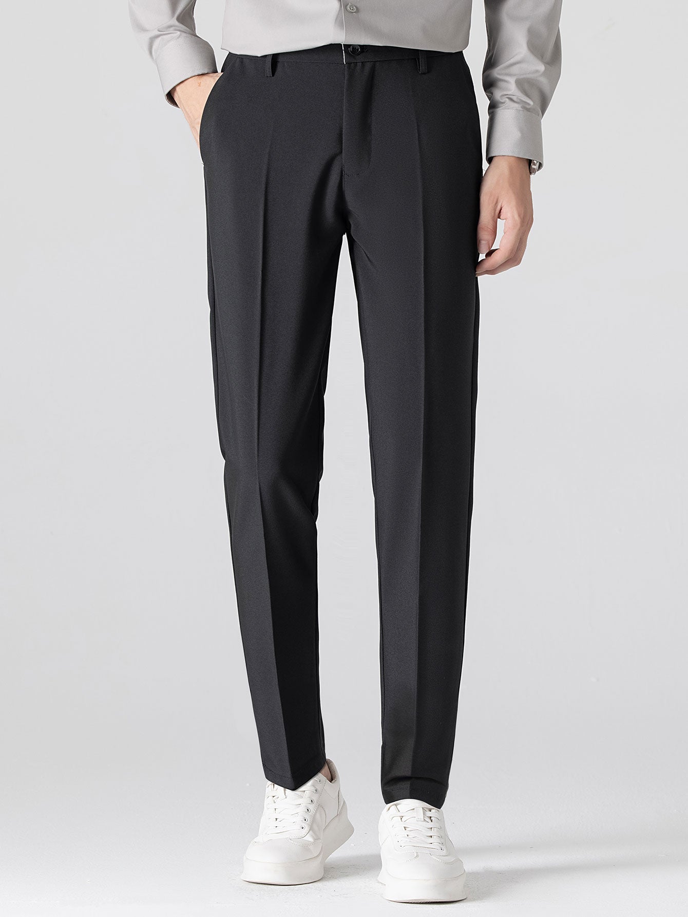 Pantalones ajustados cónicos