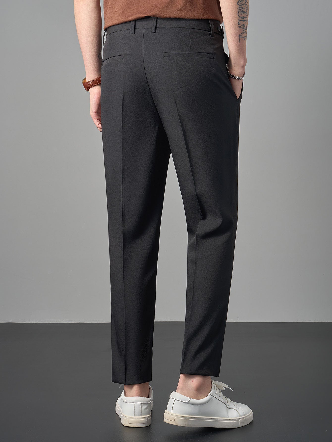 Pantalones ajustados cónicos de Nápoles