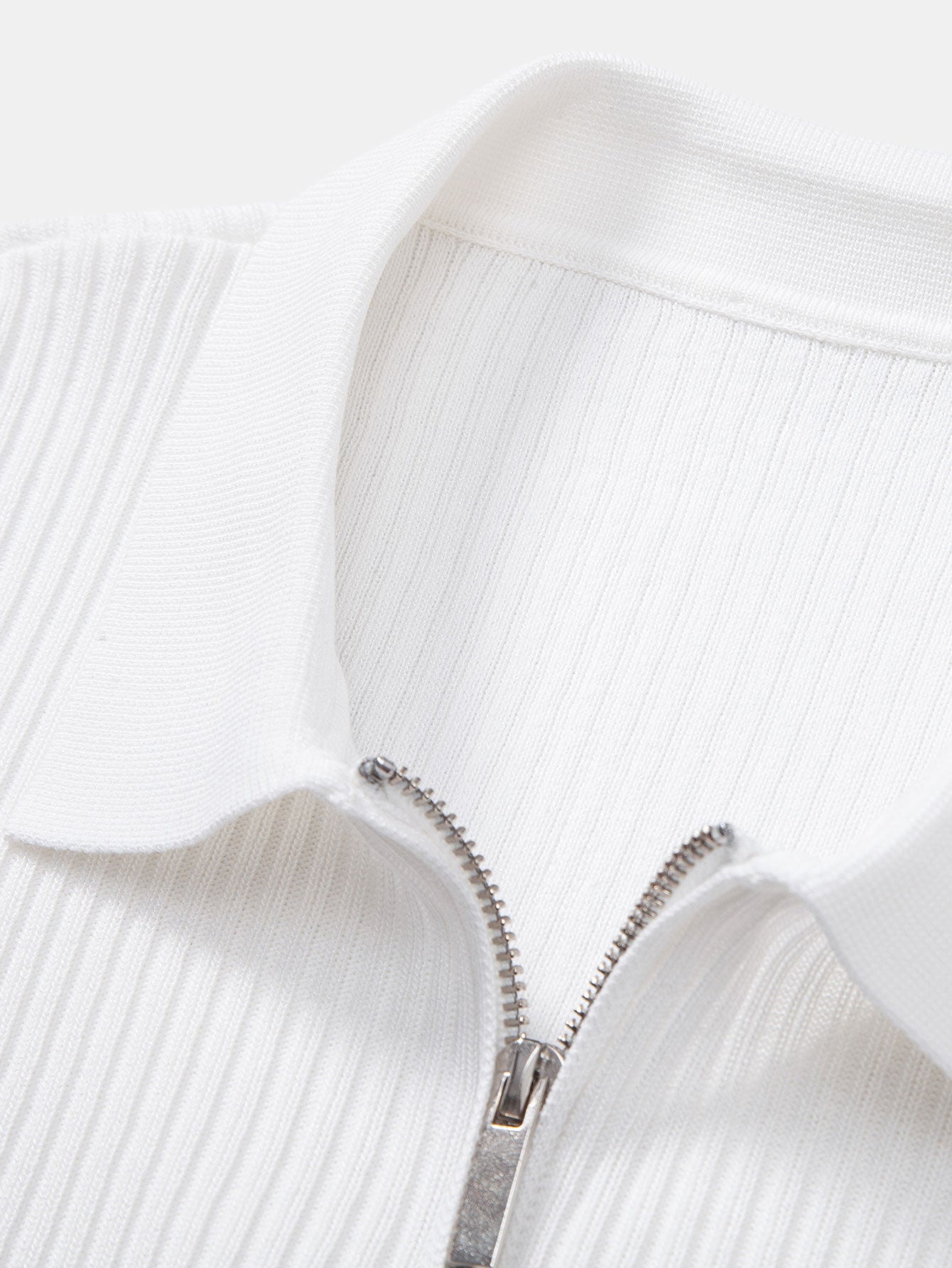 Camisa Polo de punto con degradado a rayas y pantalones ajustados de corte cónico