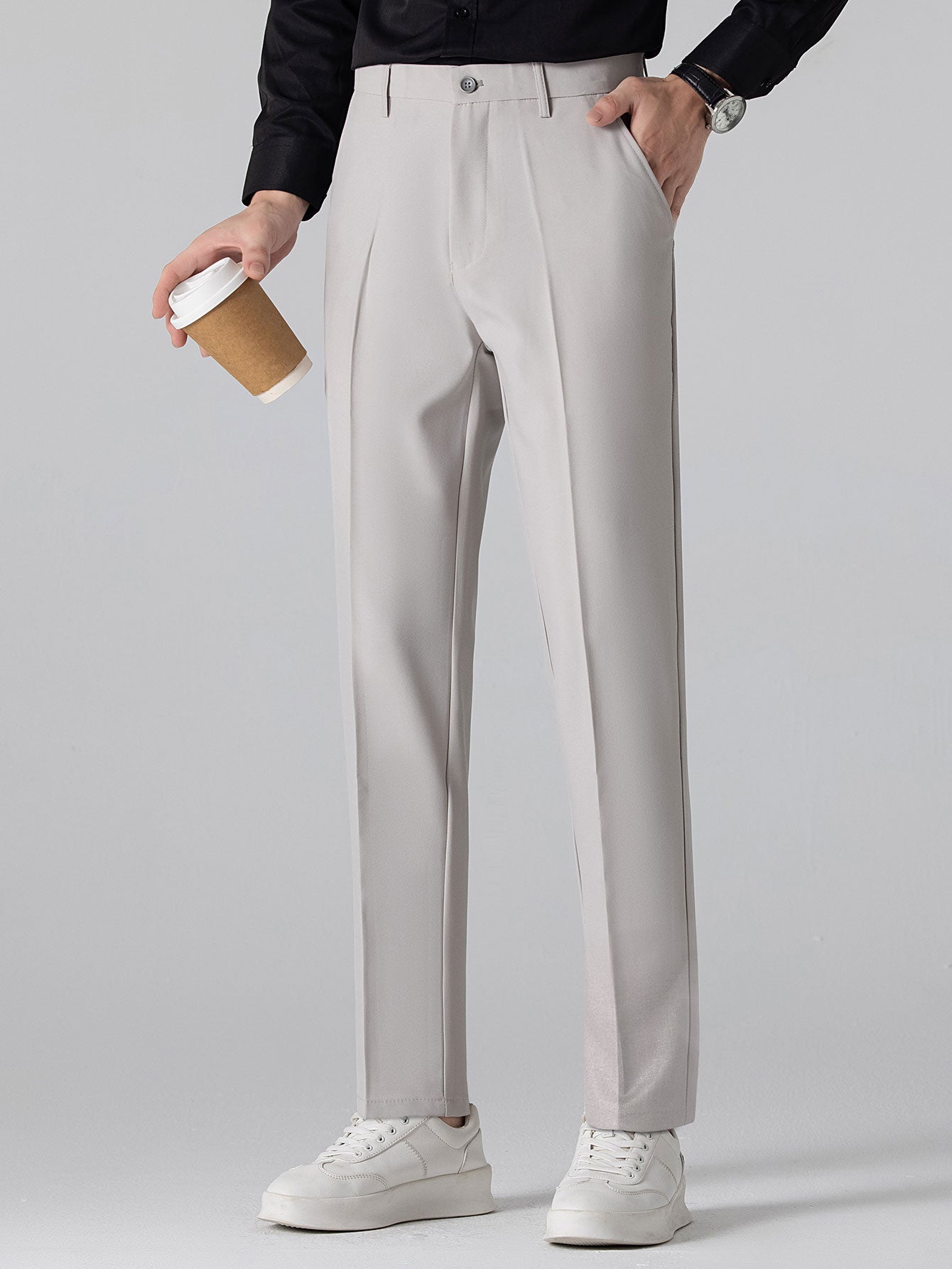 Pantalones ajustados cónicos