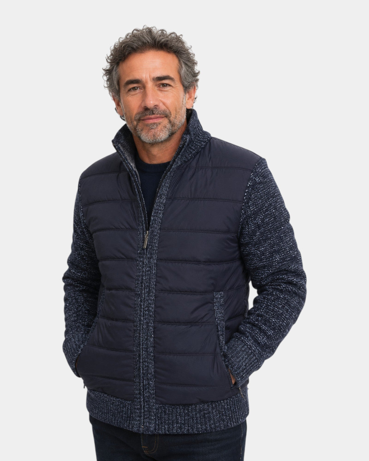 Chaqueta cálida de cuello alto – Azul marino