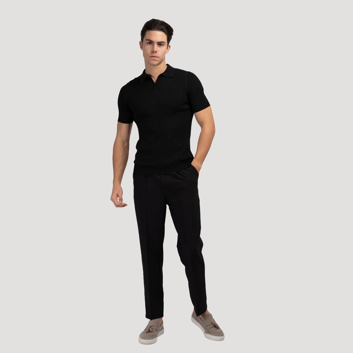 Polo Casual Cuello Pico — Blanco