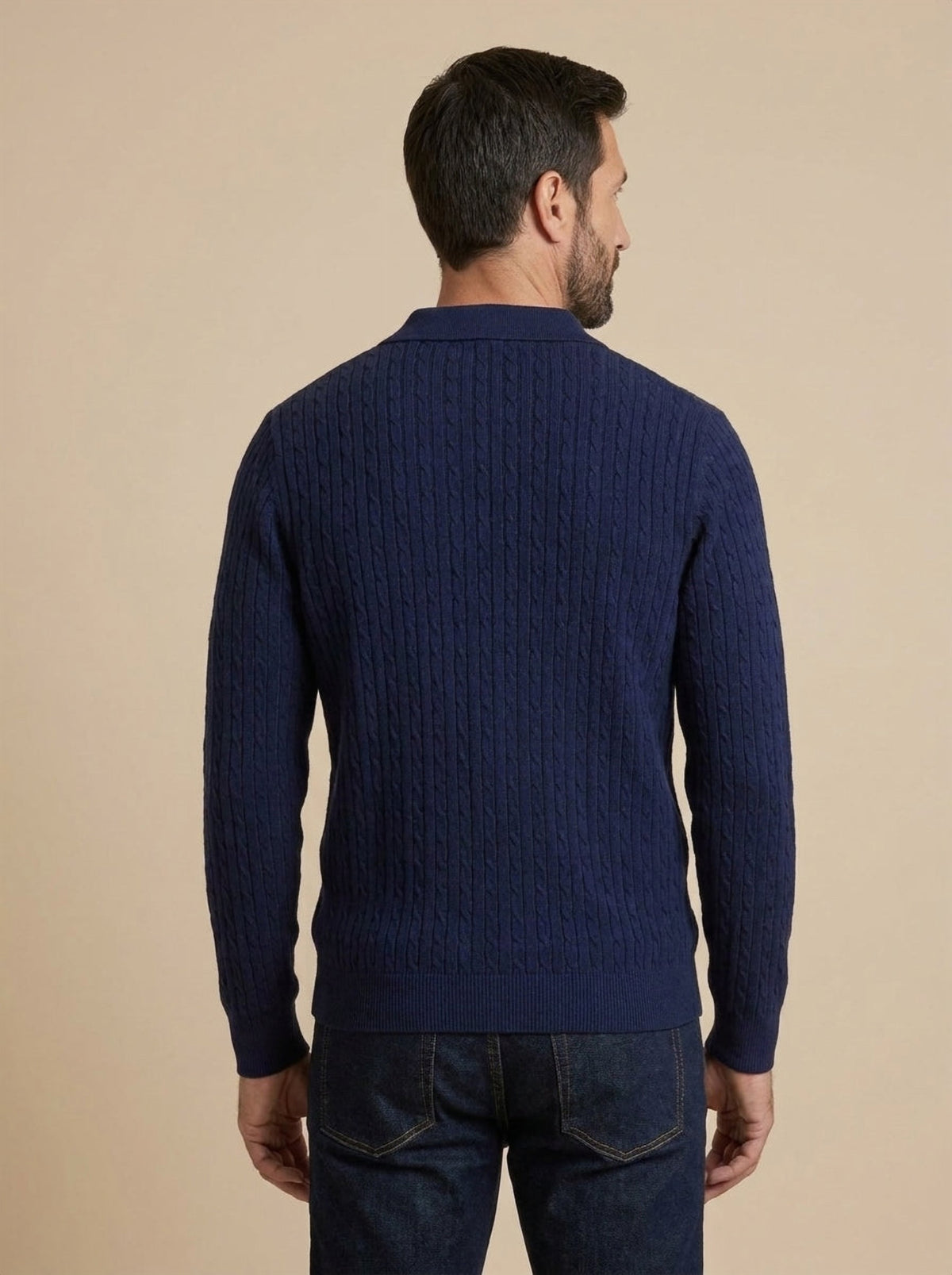 Tommaso polo de punto trenzado azul marino, de espaldas