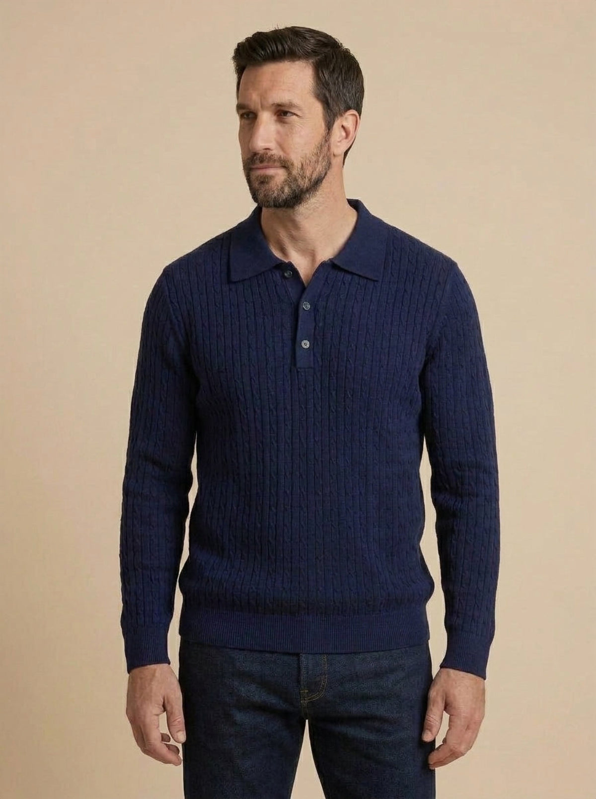 Tommaso polo de punto trenzado azul marino, de lado