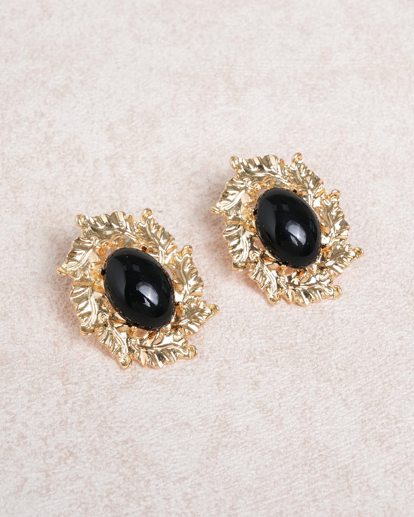 Pendientes Geométricos — Negro