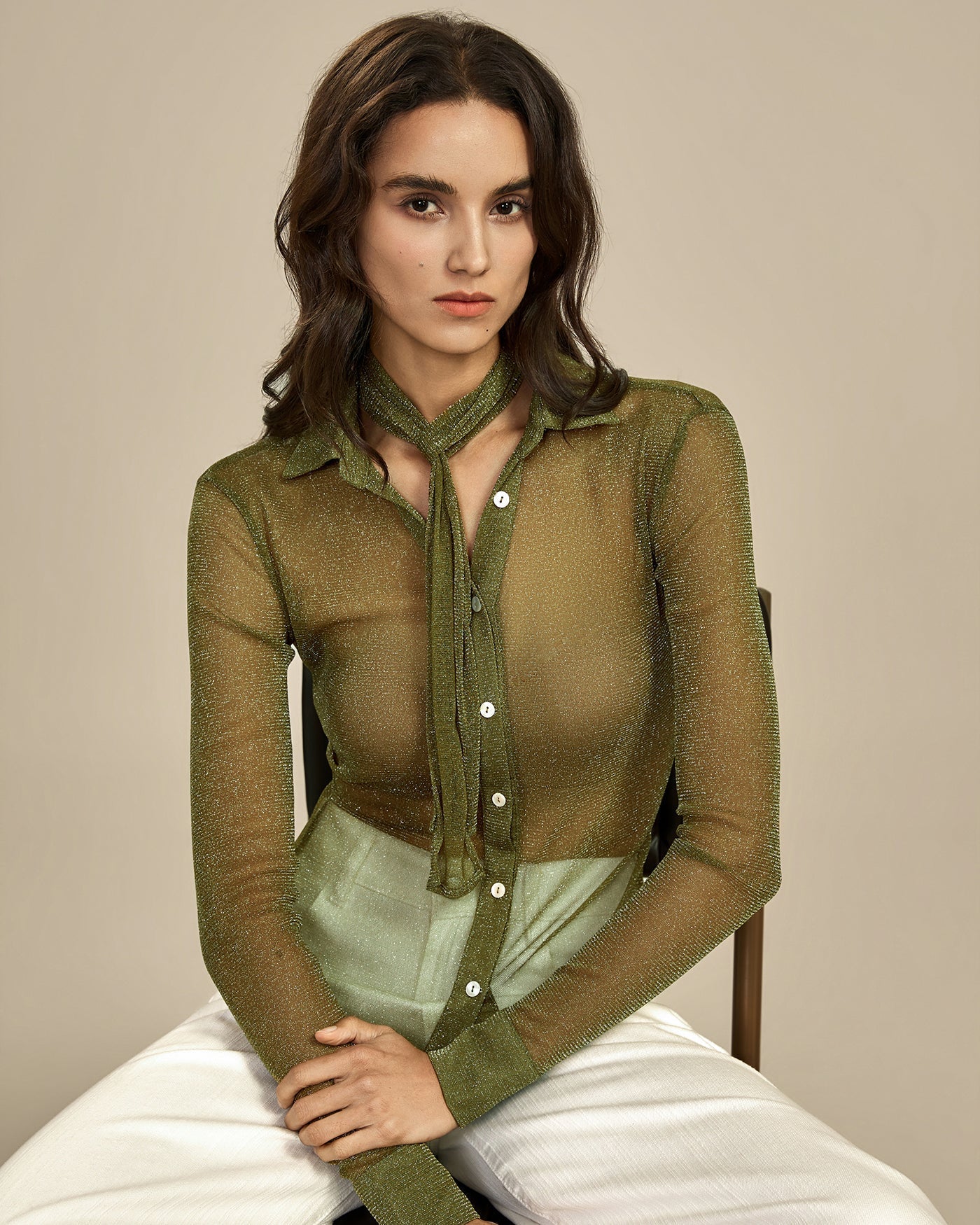 Camisa Transparente con Cuello — Verde