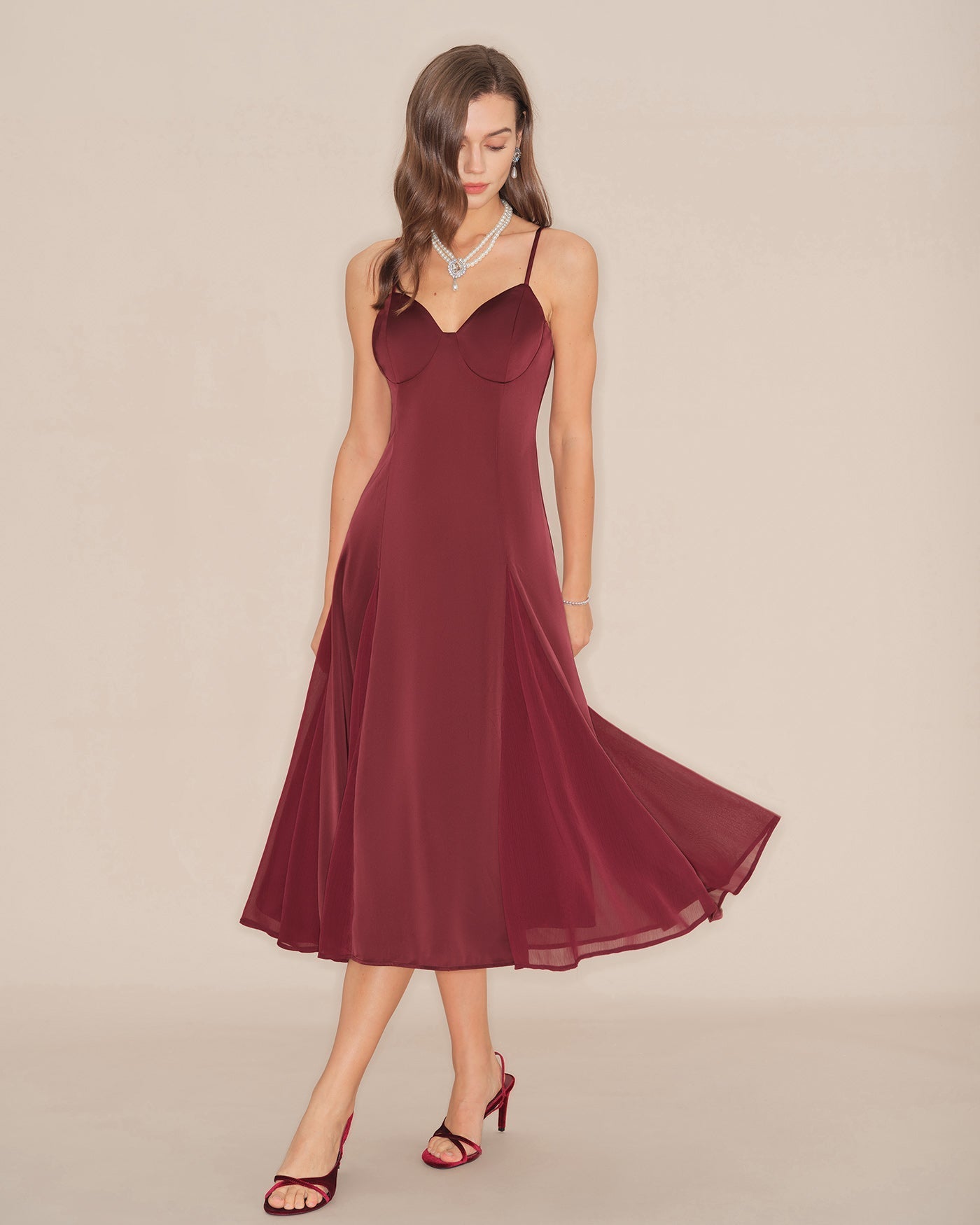 Vestido Midi Slip Acampanado — Granate