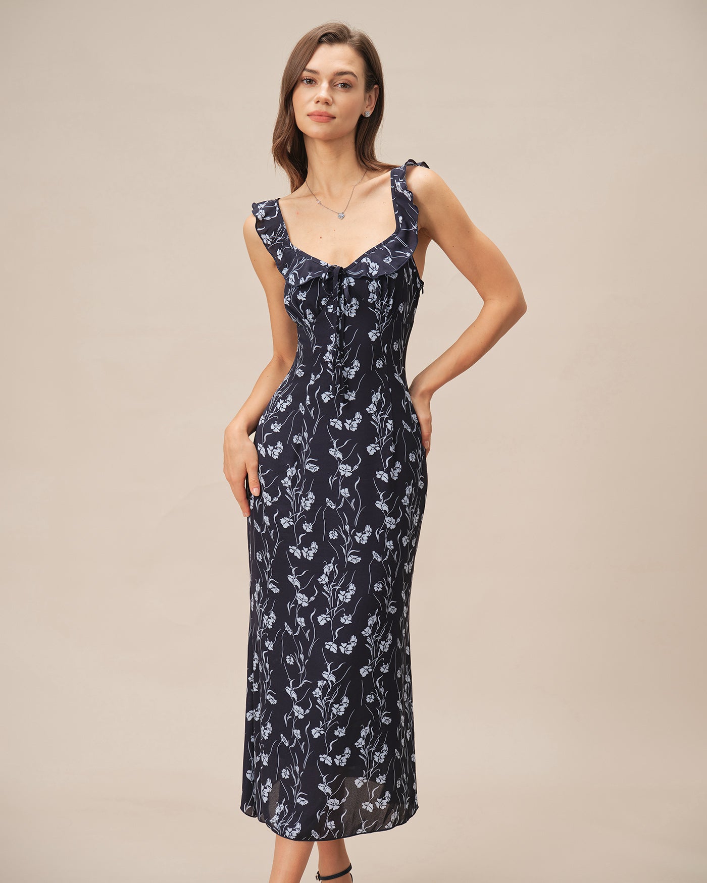 Vestido Midi Floral Acampanado — Azul