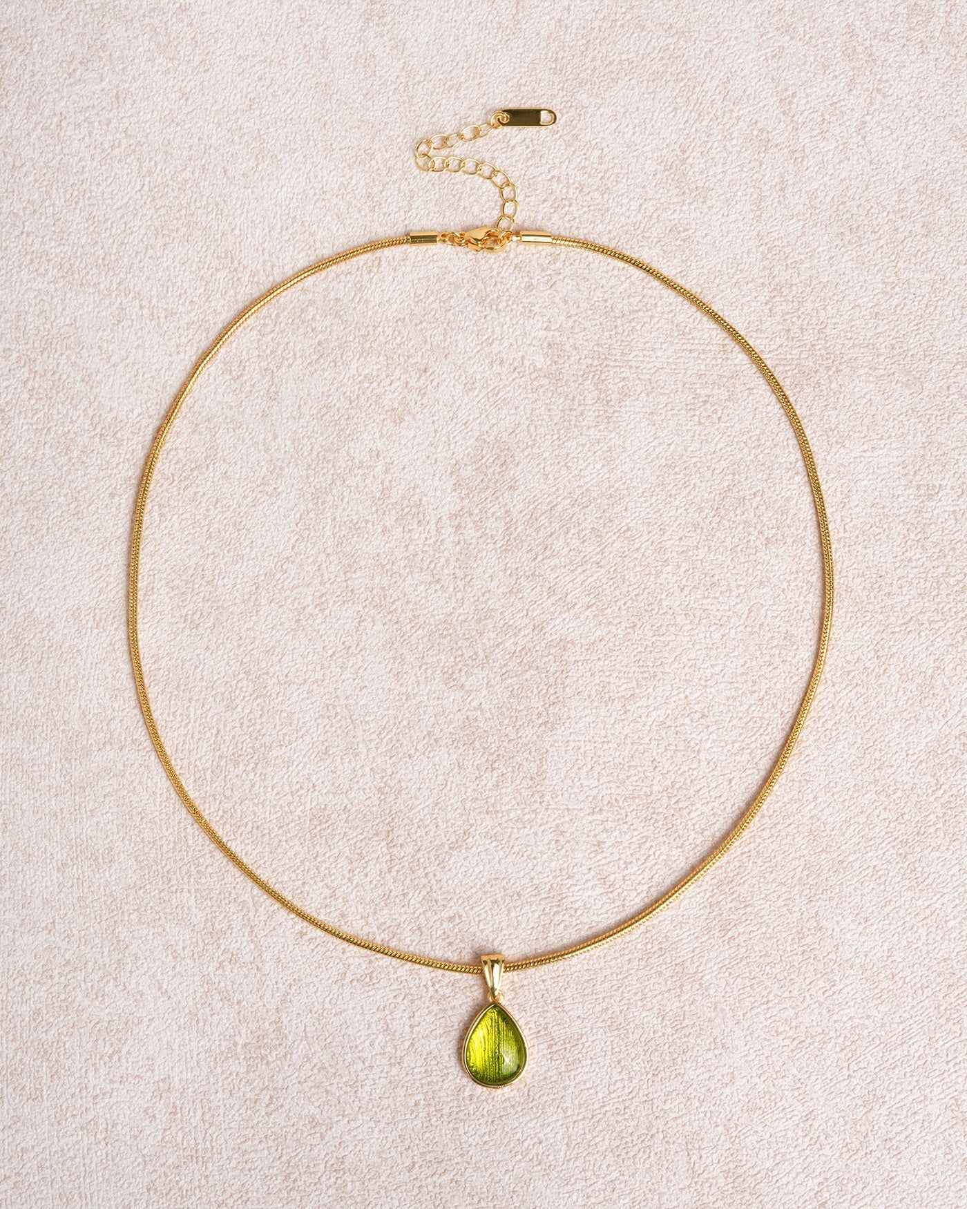 Collar Lágrima — Dorado