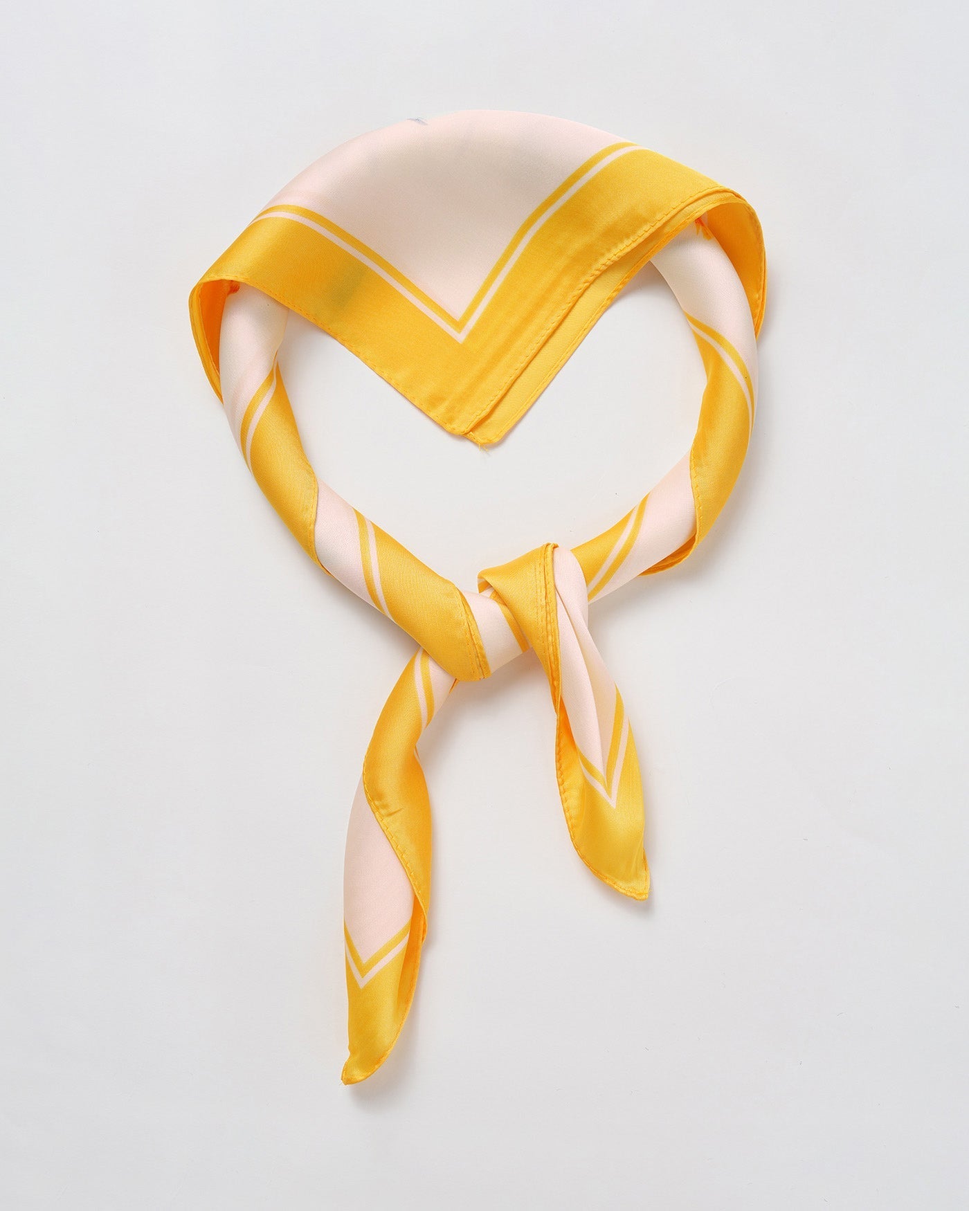 Pañuelo Estampado Floral — Amarillo