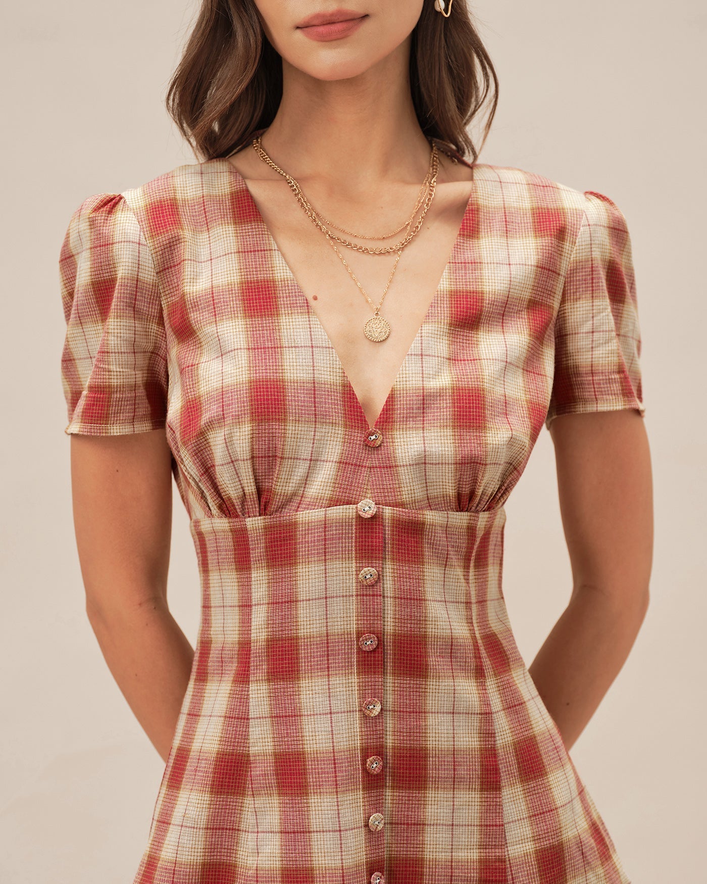 Vestido Mini de Cuadros Escote en V — Rojo