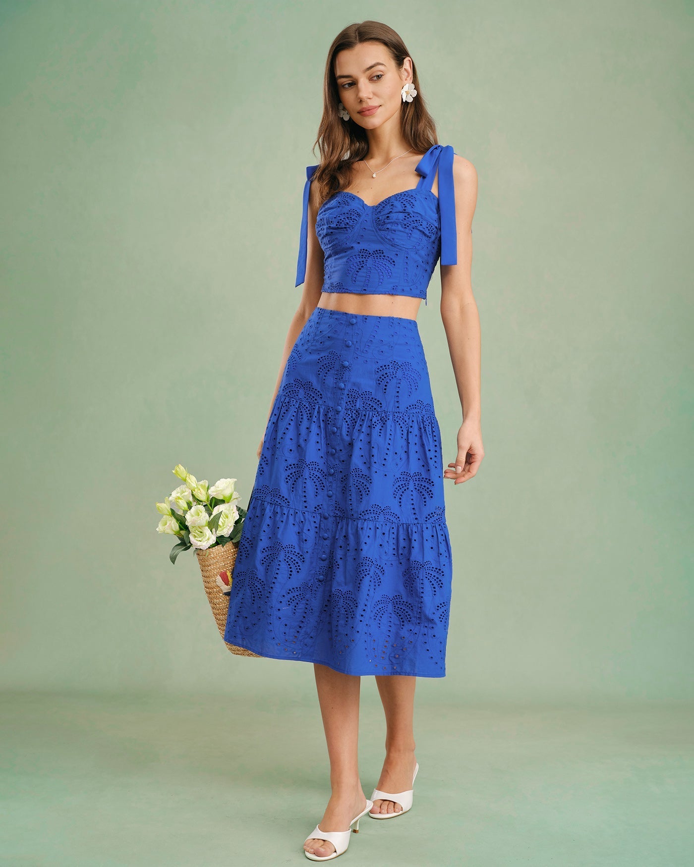 Falda Midi Bordada — Azul