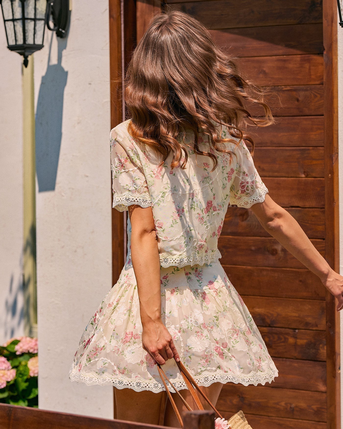 Blusa Cuello Camisero Encaje — Floral