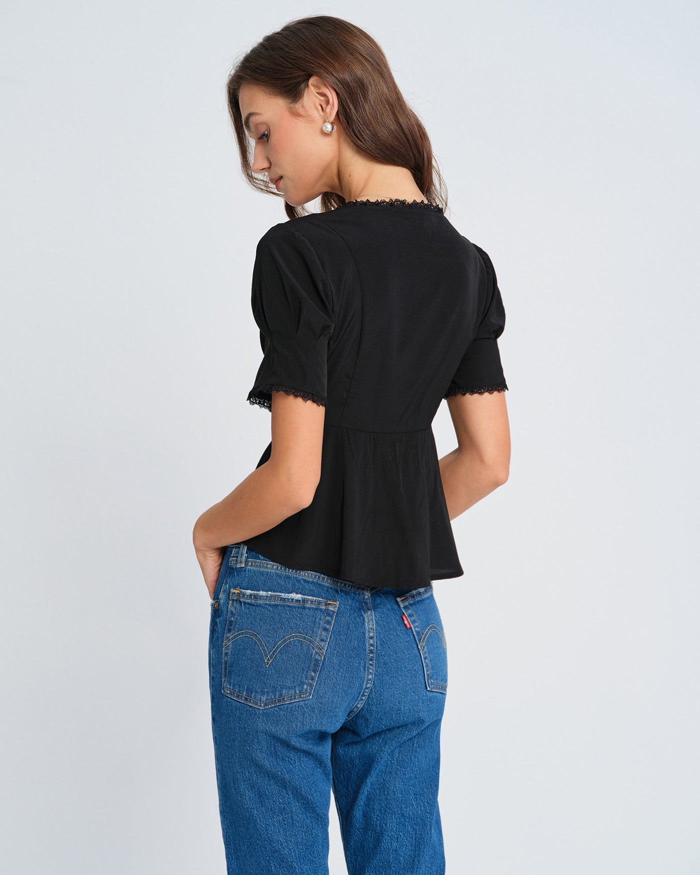 Blusa de Encaje Escote Cuadrado — Negro