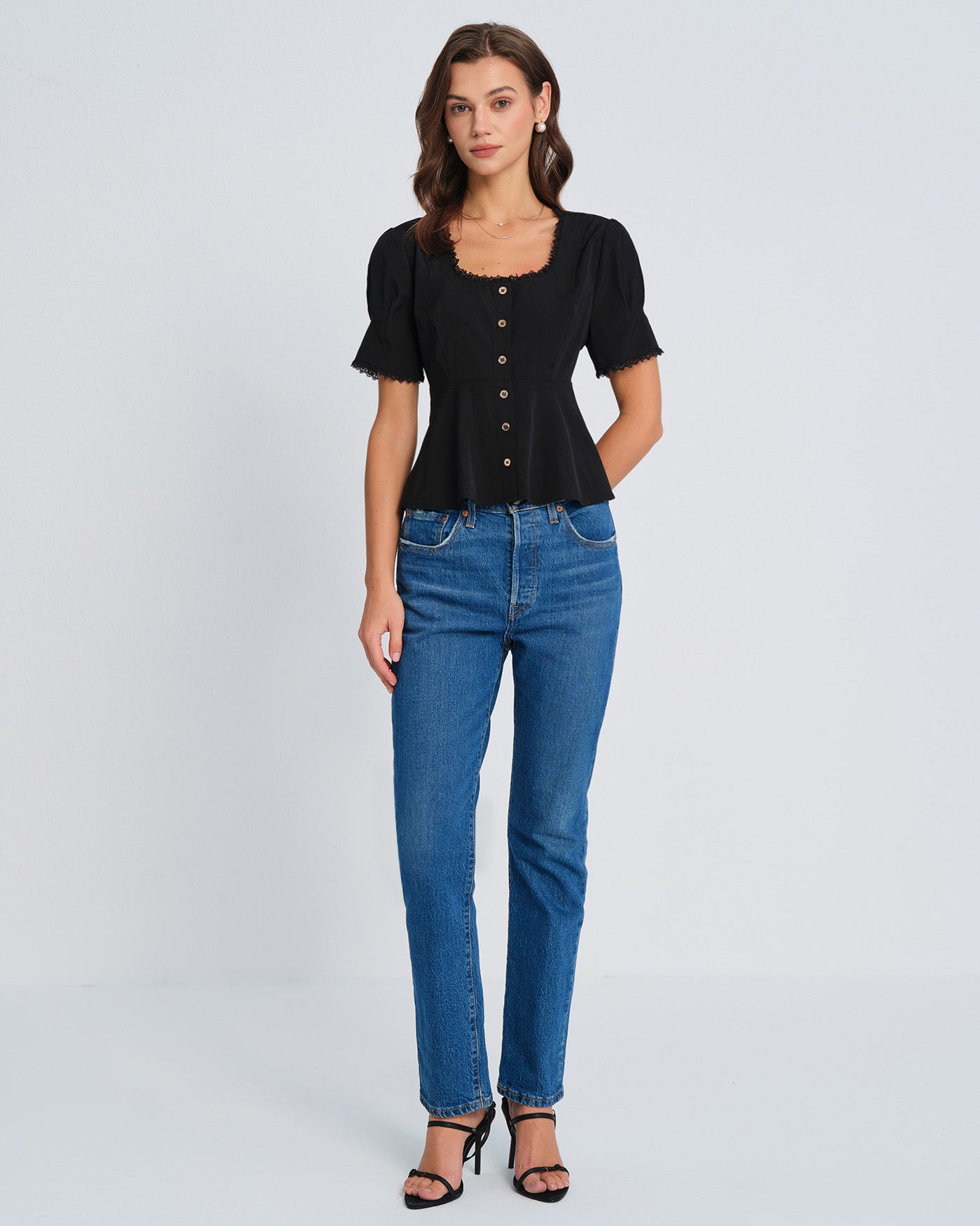 Blusa de Encaje Escote Cuadrado — Negro