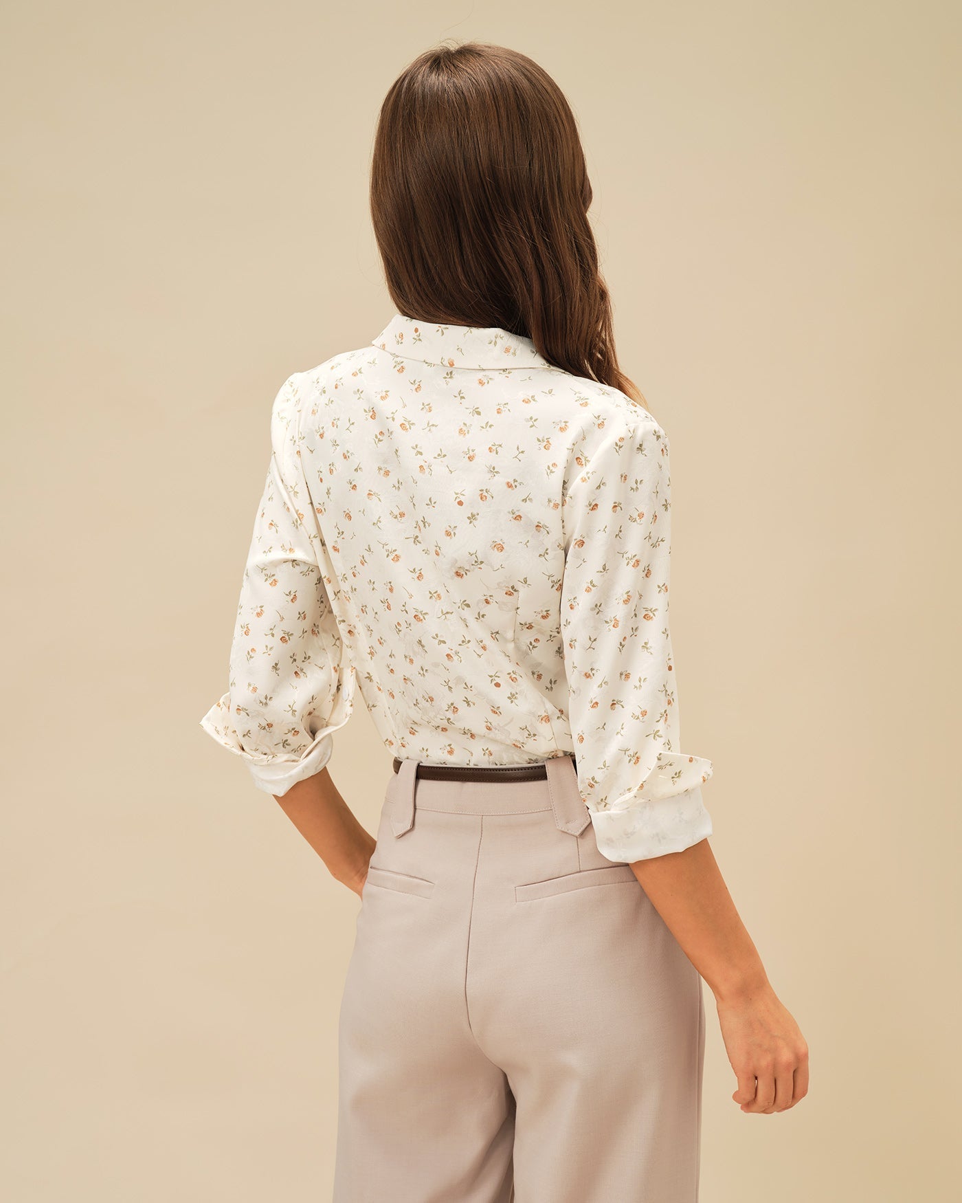 Blusa Floral con Cuello — Albaricoque