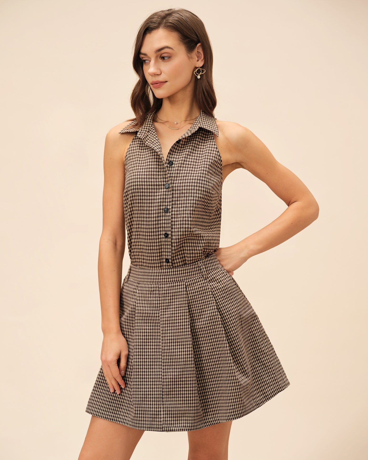 Blusa de Cuadros Sin Mangas con Cuello — Marrón