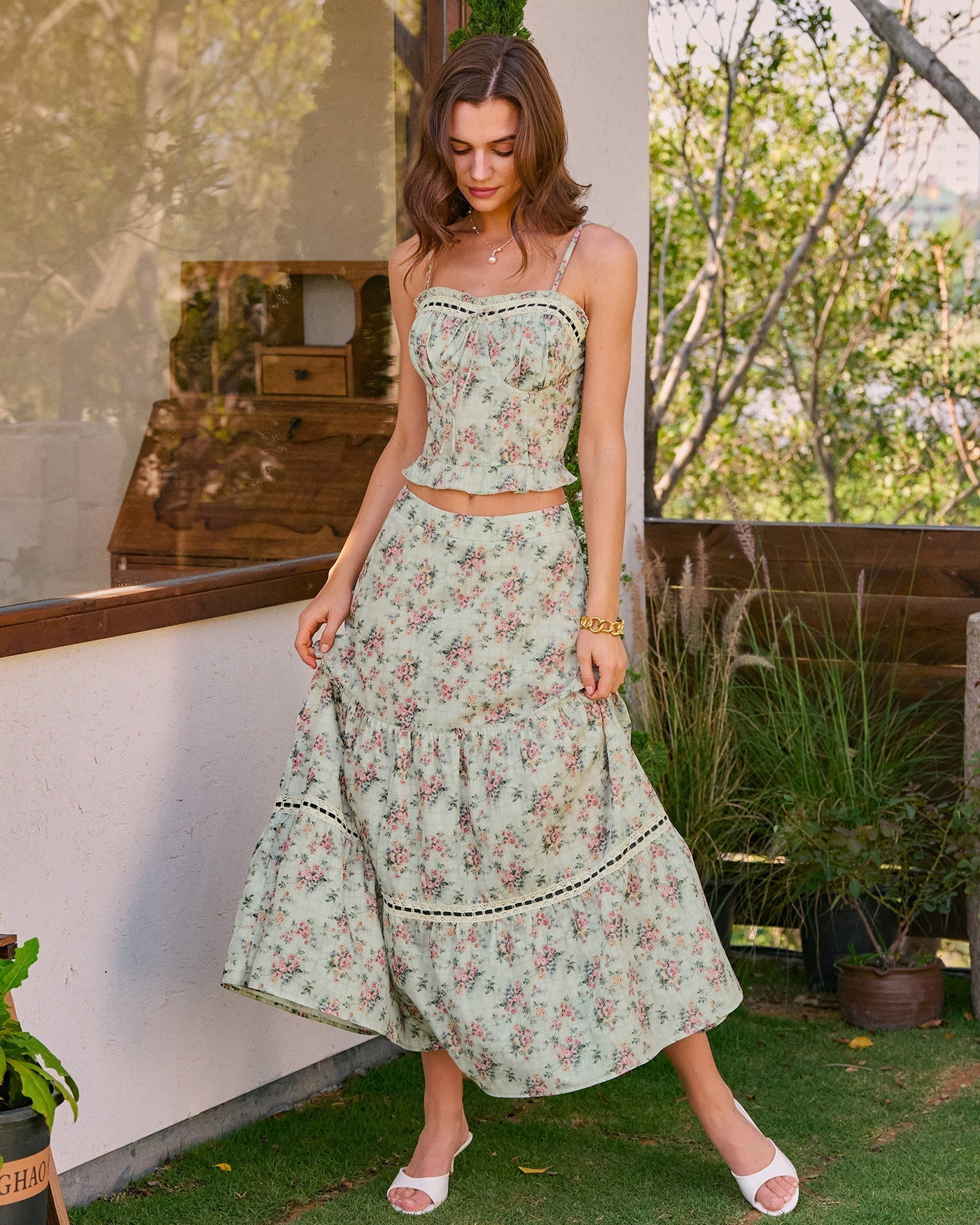 Top Cami Floral con Escote Corazón — Verde
