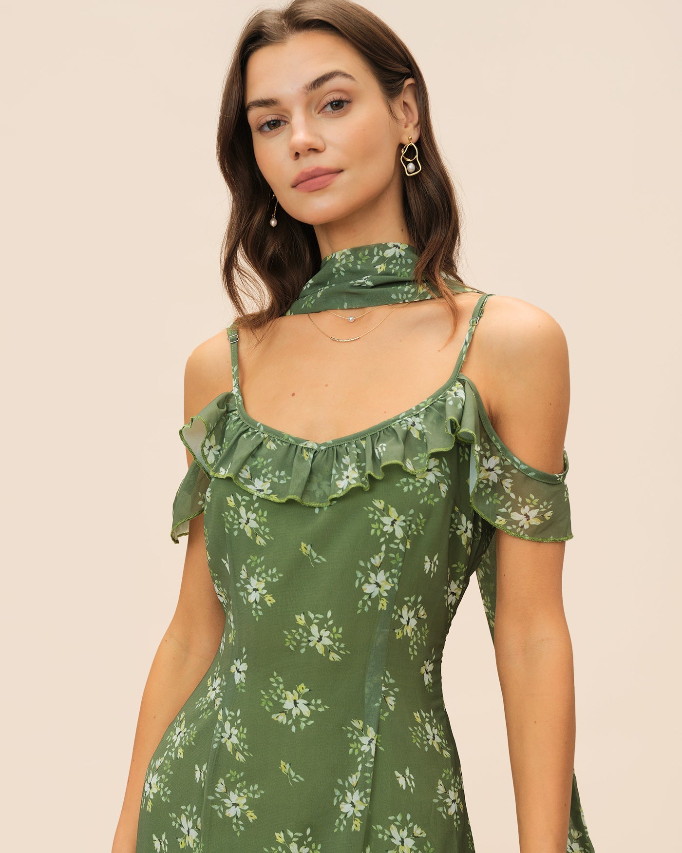 Vestido Maxi Floral con Volantes Escote en V — Verde