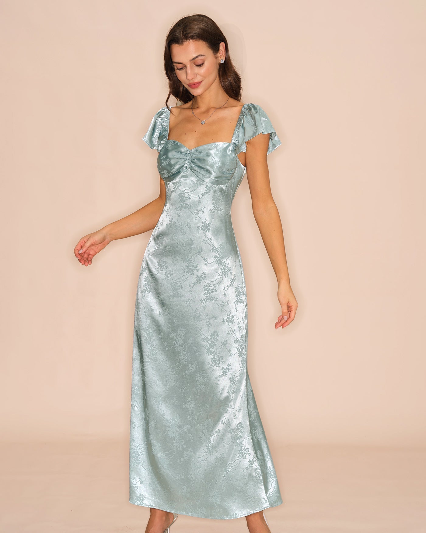 Vestido Maxi Floral Escote Corazón — Verde