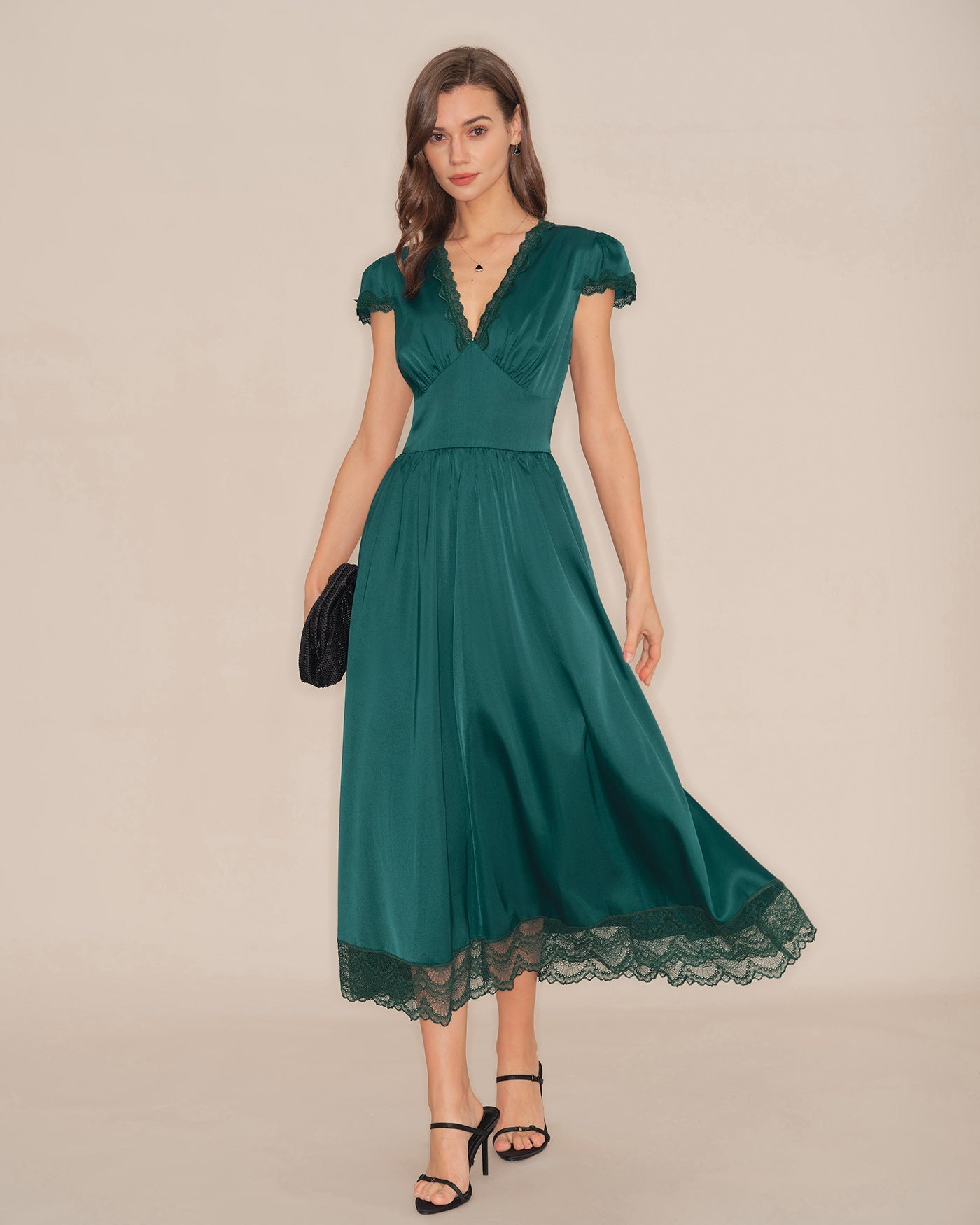 Vestido Maxi de Encaje Escote en V — Verde