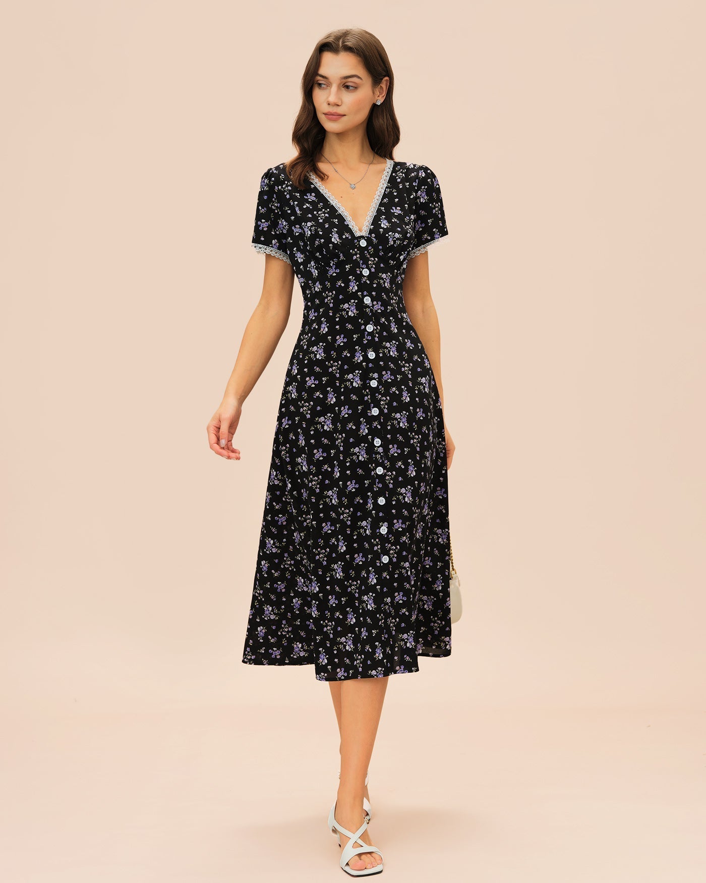 Vestido Midi Floral con Encaje Escote en V — Negro