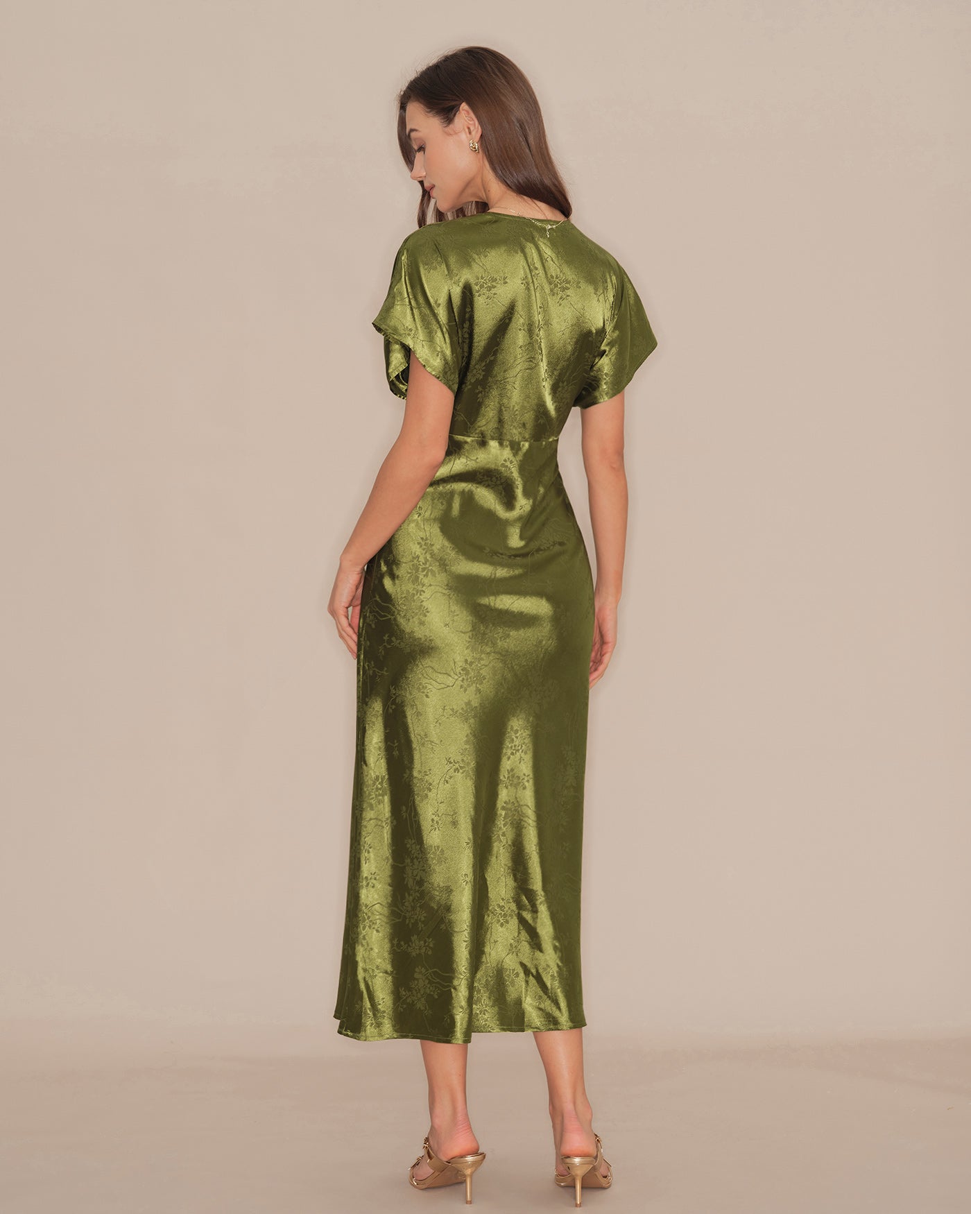 Vestido Midi Floral Plisado Escote en V — Verde