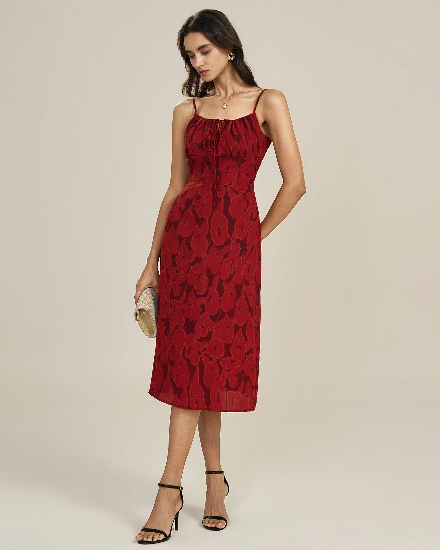 Vestido Midi Floral Fruncido — Rojo