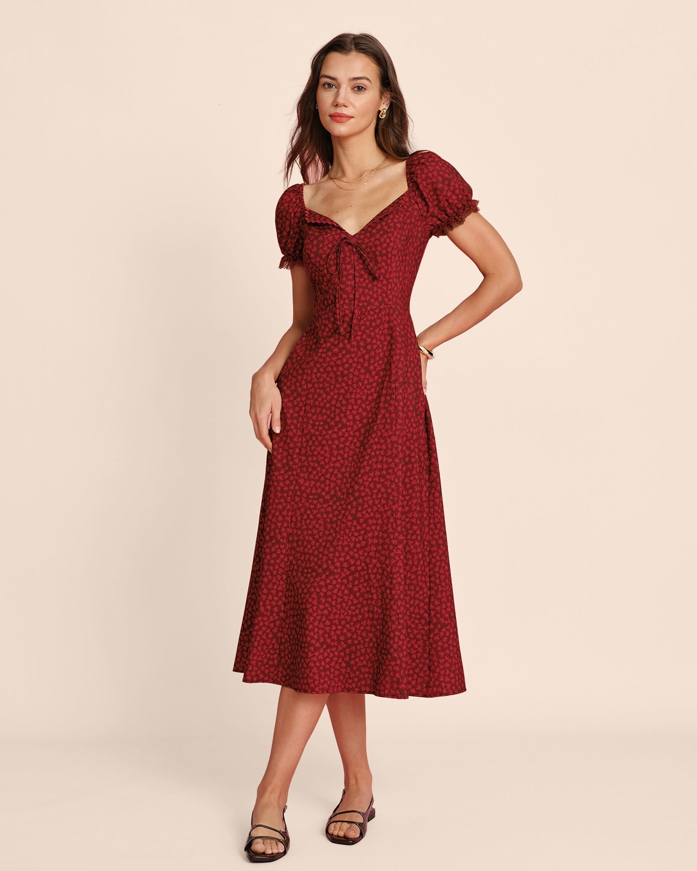 Vestido Midi Floral de Encaje con Escote en V