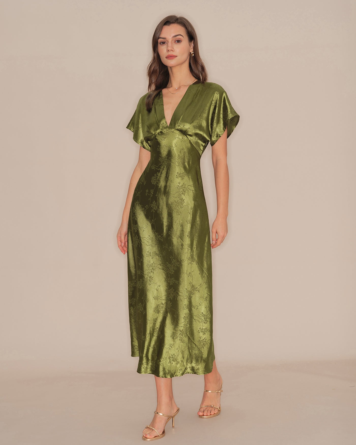 Vestido Midi Floral Plisado Escote en V — Verde