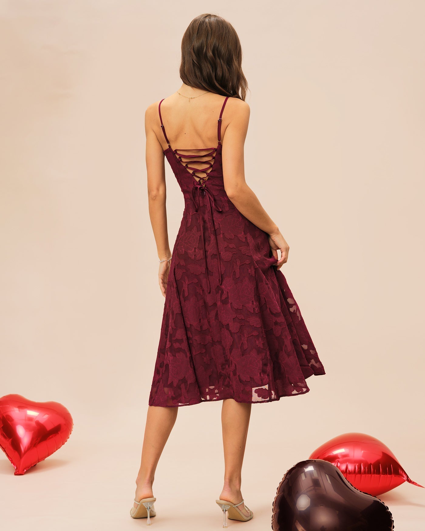 Vestido Midi Jacquard Escote Corazón — Burdeos