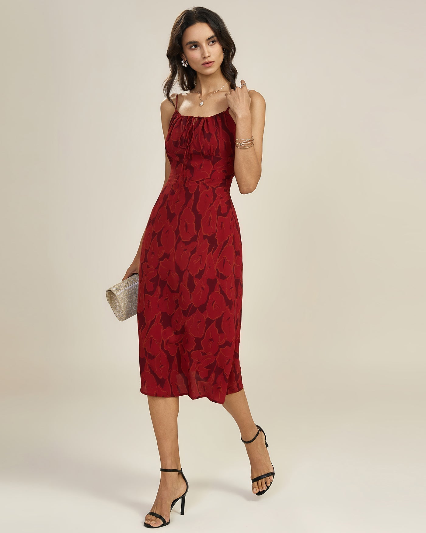 Vestido Midi Floral Fruncido — Rojo