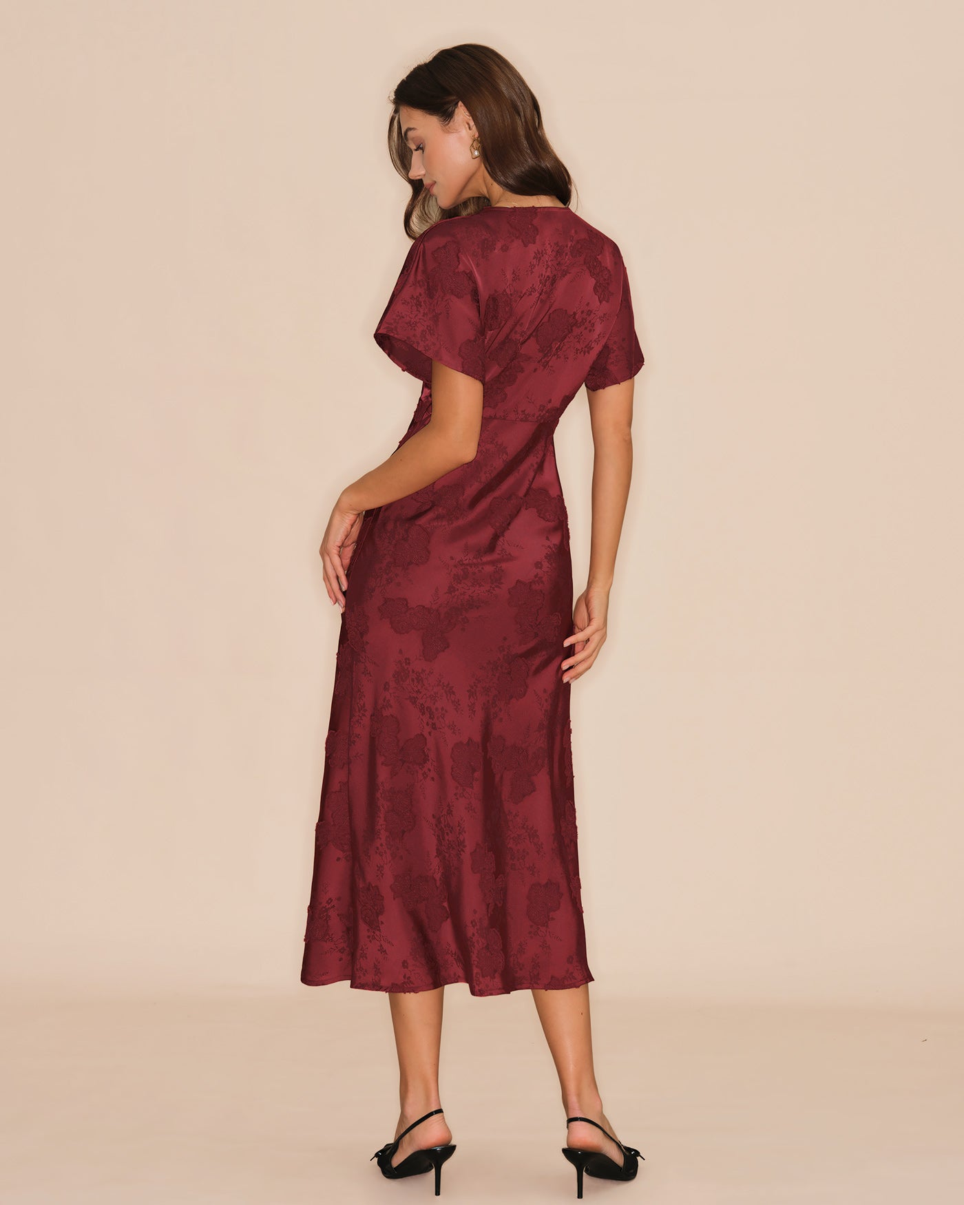 Vestido Midi Jacquard Escote en V — Granate