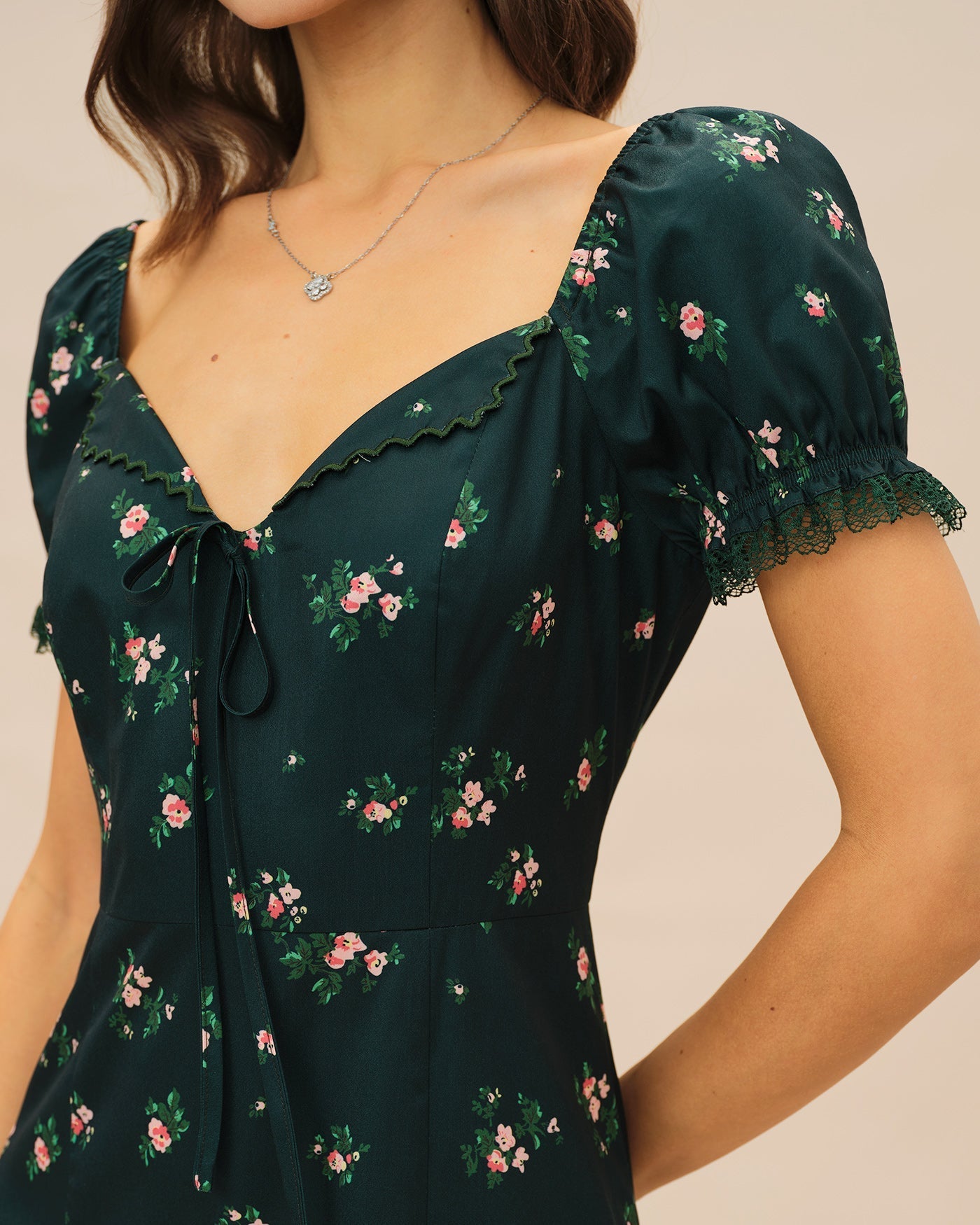 Vestido Midi Floral Manga Abullonada — Verde