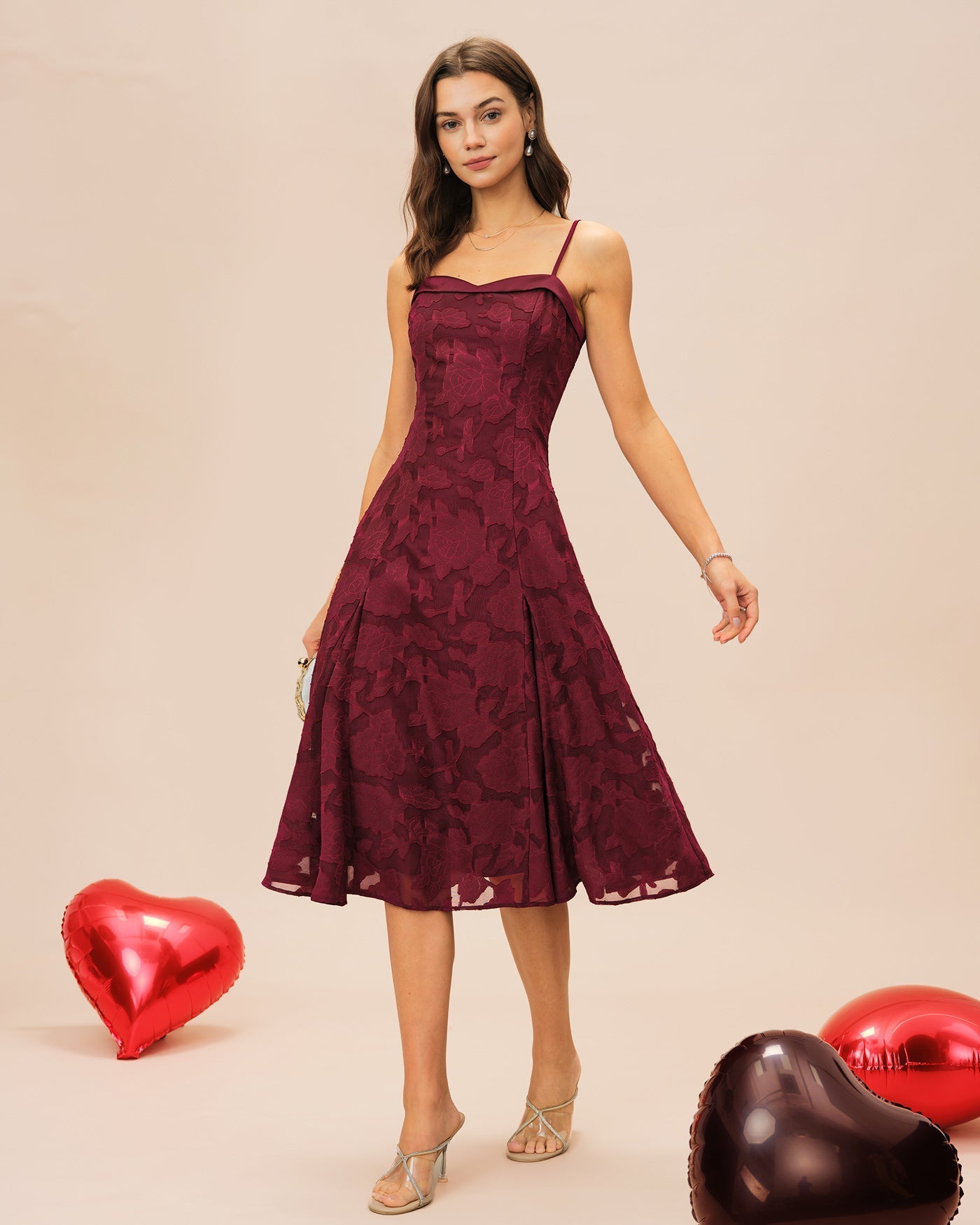 Vestido Midi Jacquard Escote Corazón — Burdeos