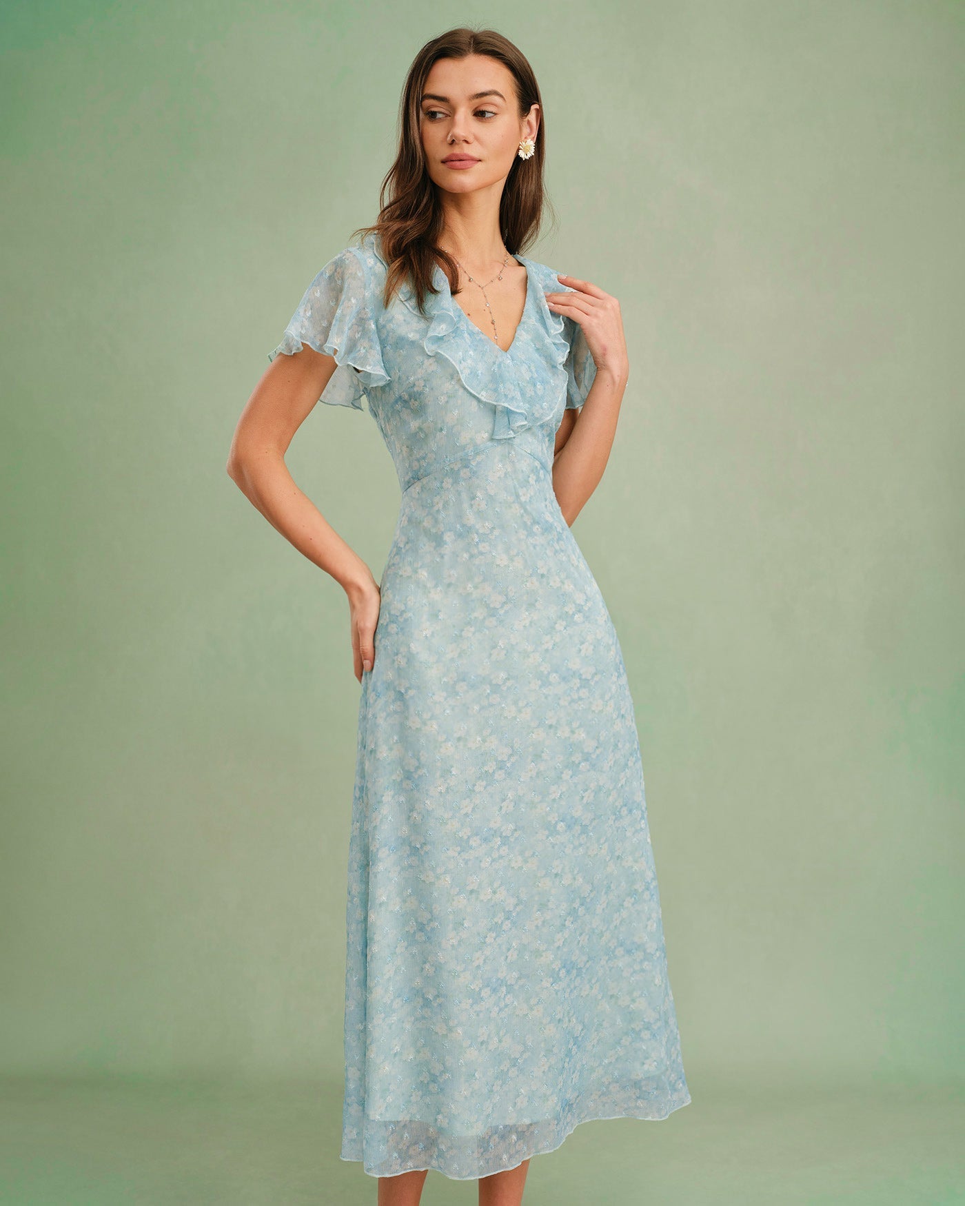 Vestido Midi Floral con Volantes y Escote en V — Azul