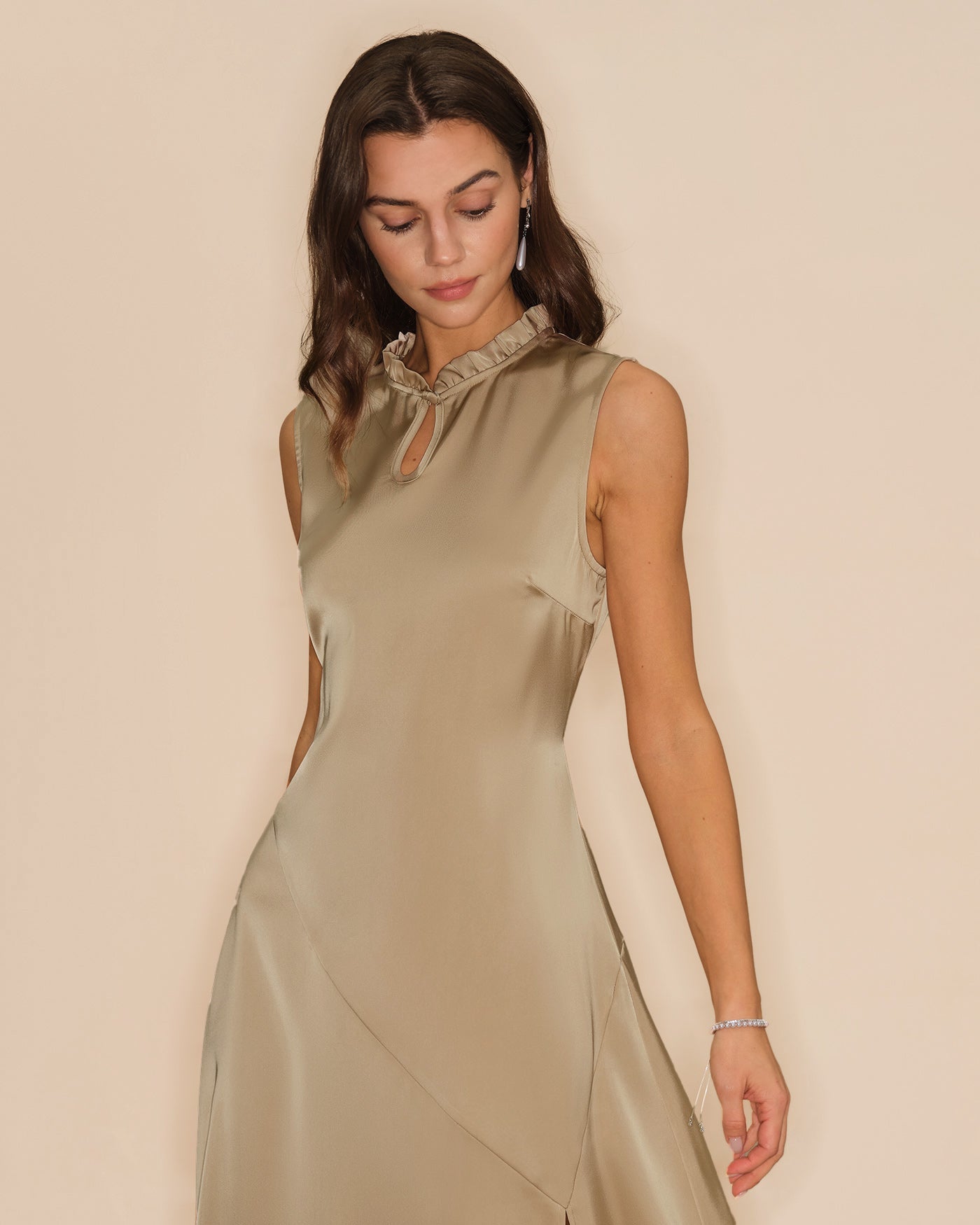 Vestido Midi con Volantes — Albaricoque