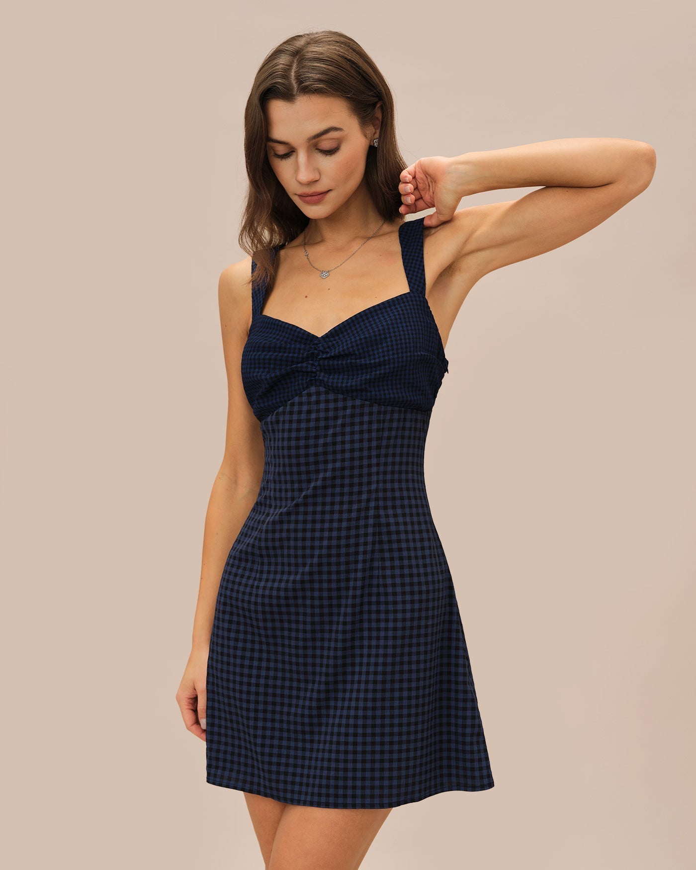 Vestido Mini de Cuadros Escote Corazón — Azul