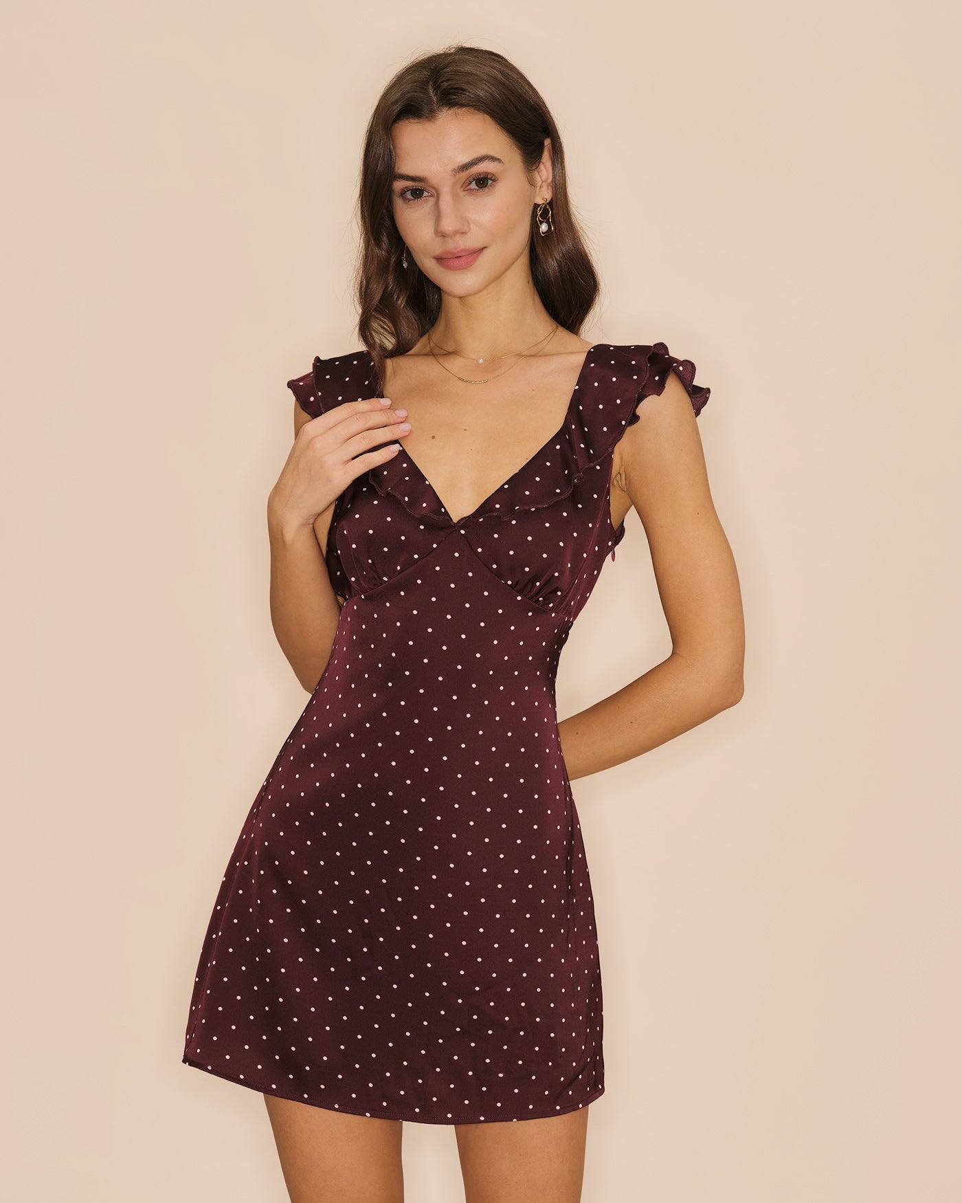 Vestido Mini Satinado de Lunares — Morado