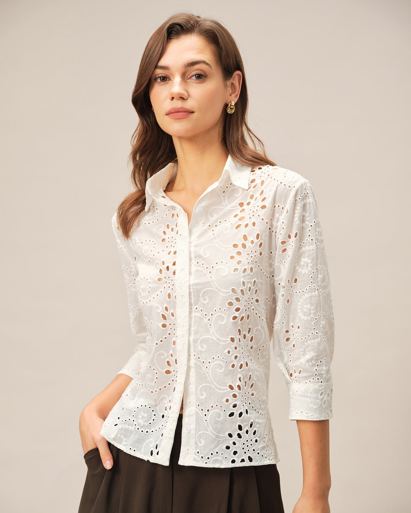 Camisa Floral Texturizada con Cuello — Blanco Roto
