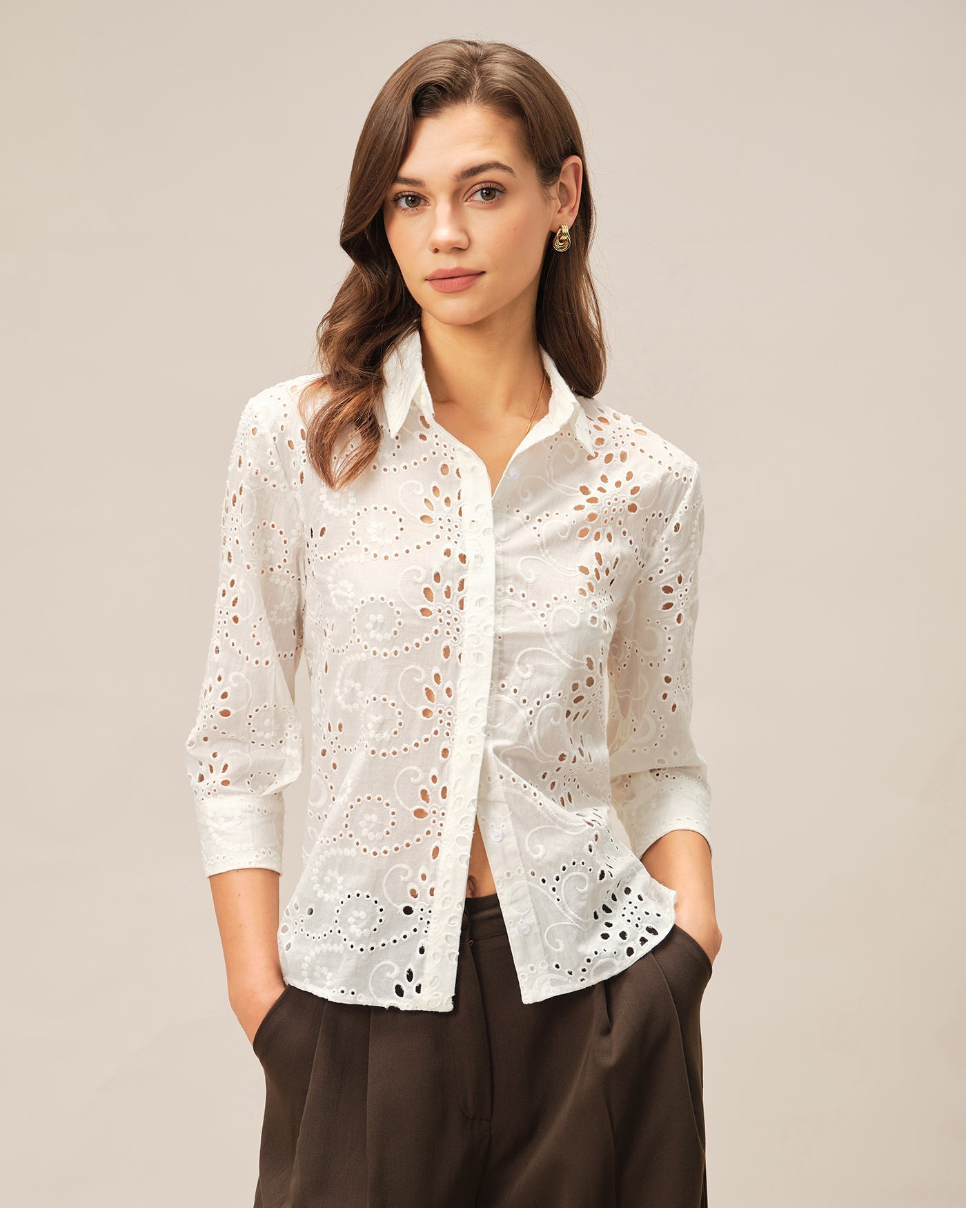 Camisa Floral Texturizada con Cuello — Blanco Roto