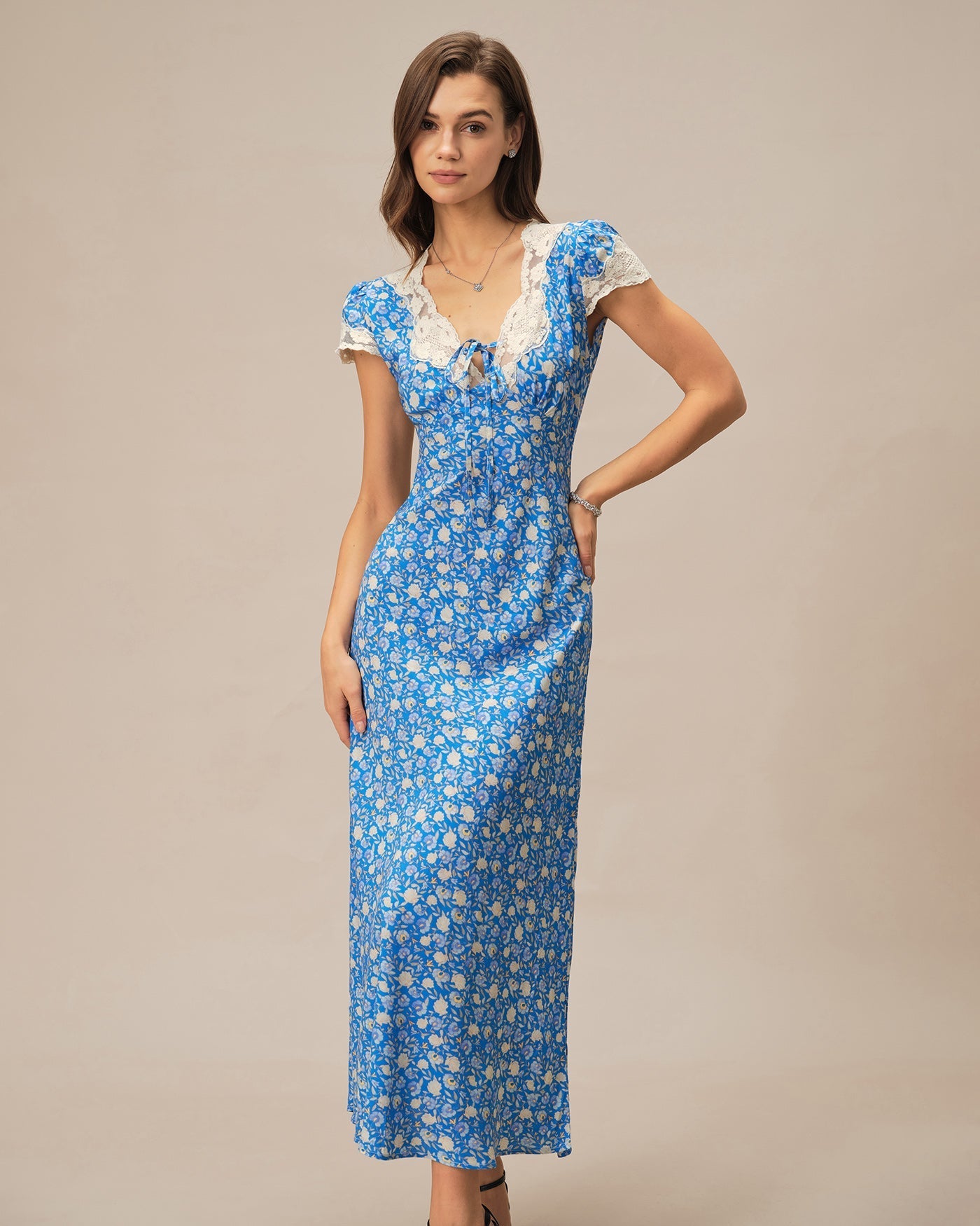 Vestido Maxi Floral Escote en V — Azul